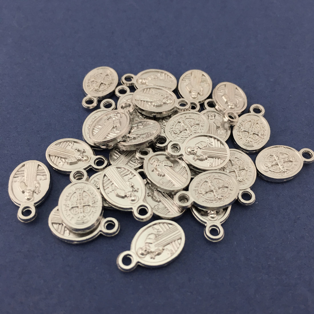 Silver 2 Sided Alloy Saint Alloy Charm | Bellaire Wholesale