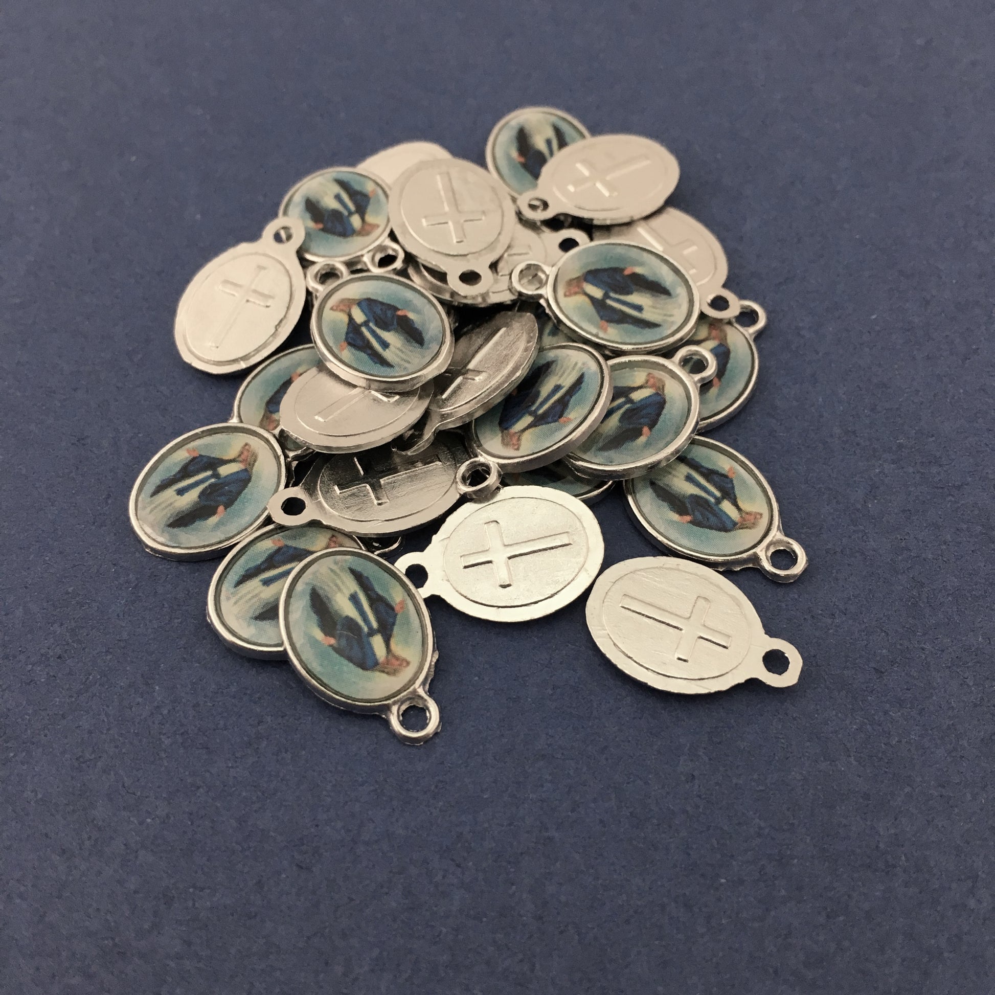 Oval Silver 2 Sided Saint Picture Alloy Charm | Bellaire Wholesale