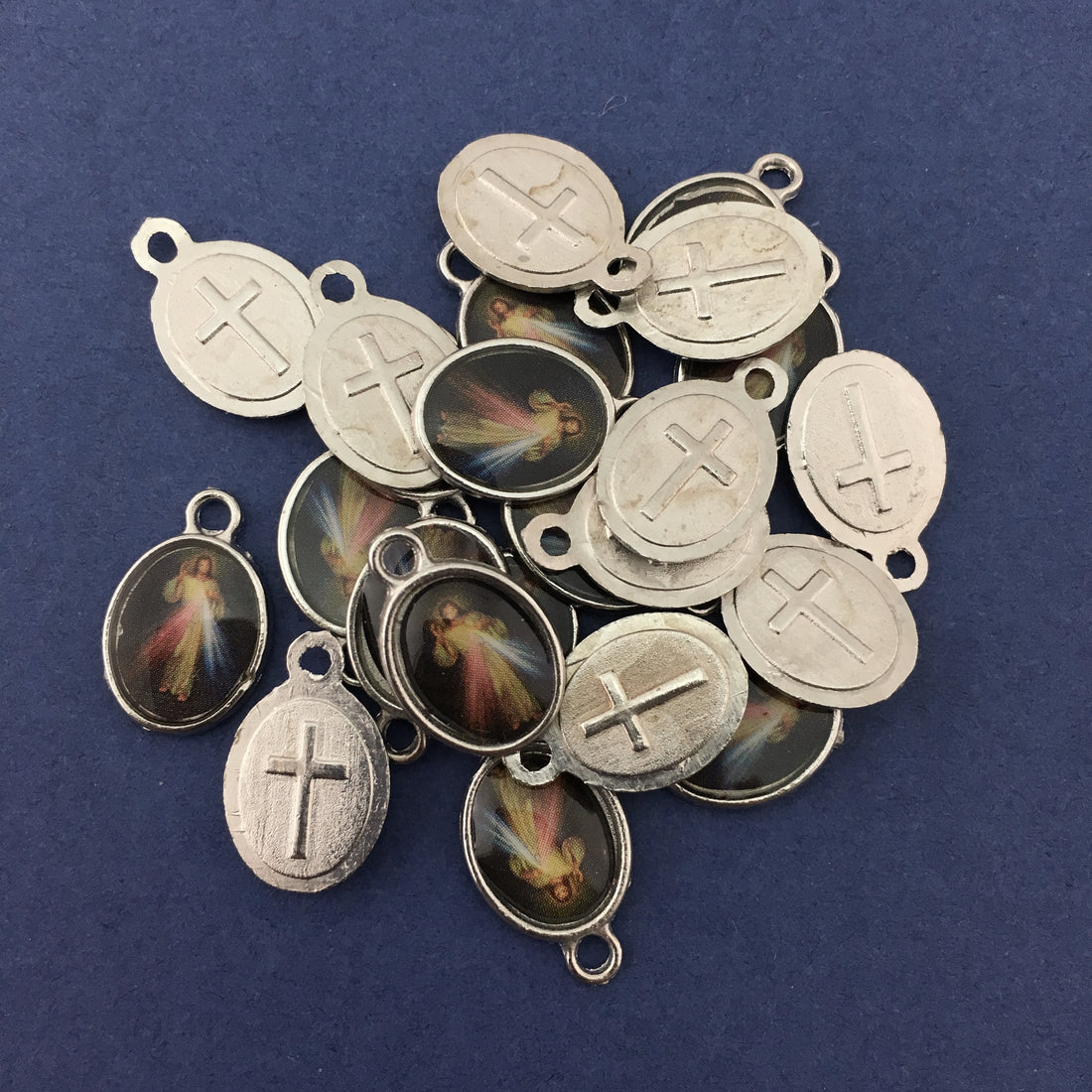 Oval Silver 2 Sided Saint Picture Alloy Charm | Bellaire Wholesale
