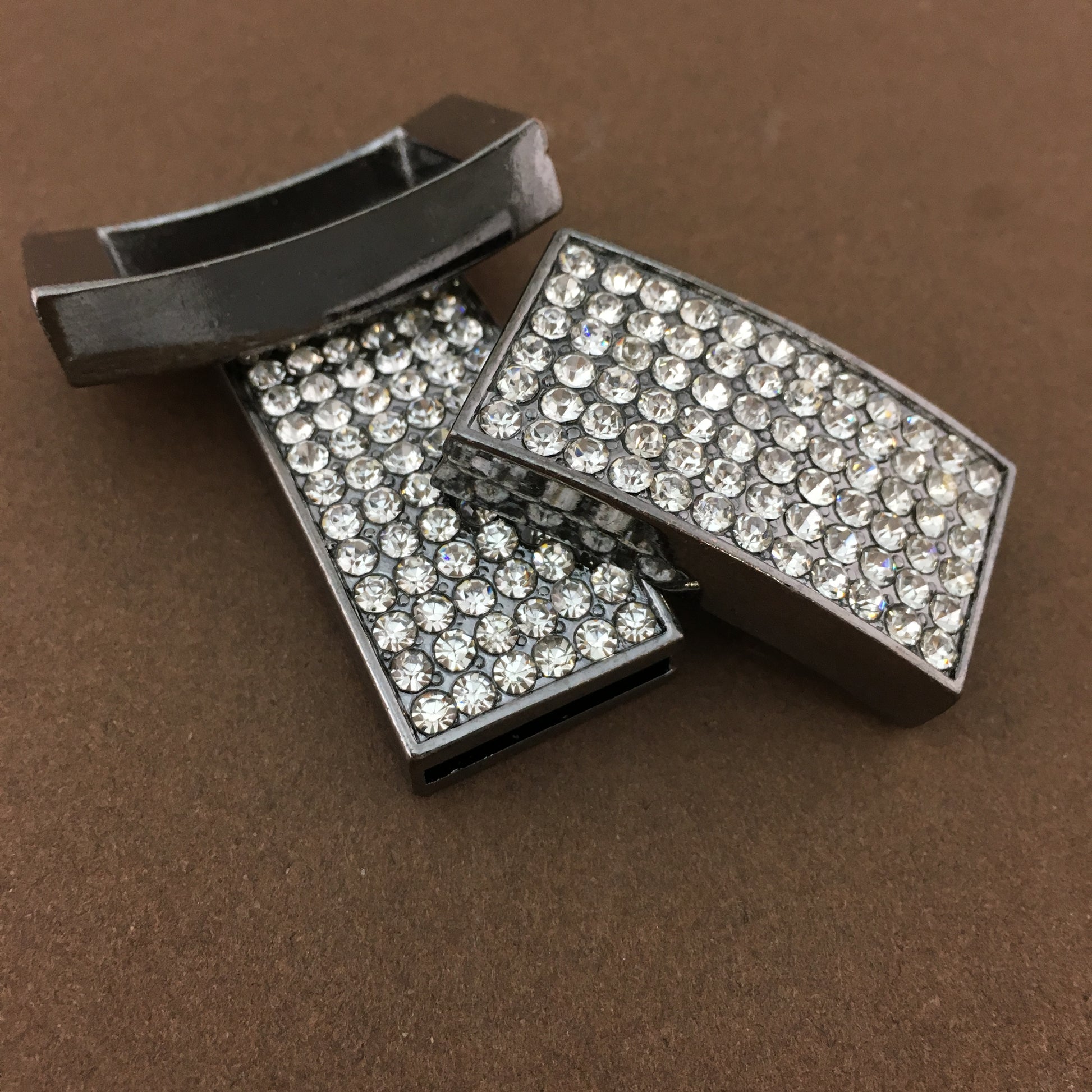 Gunmetal Invitation Buckle Embellishments | Bellaire Wholesale