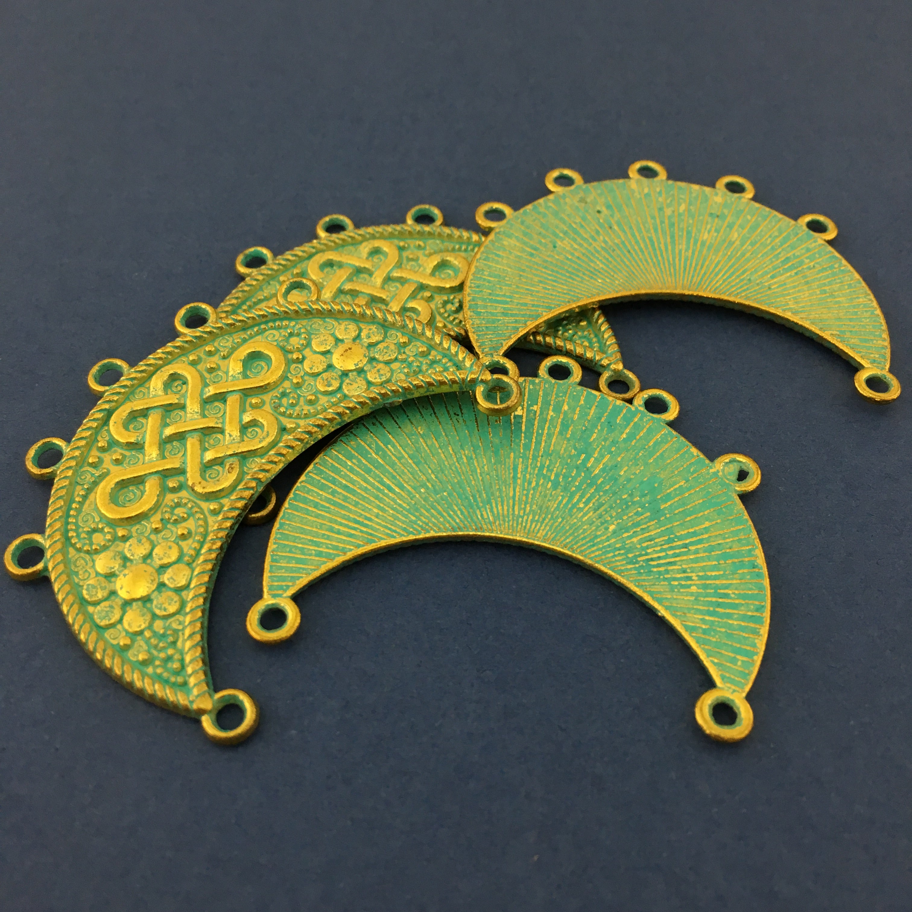 2 Sided Green Alloy Necklace Jewelry Connector | Bellaire Wholesale