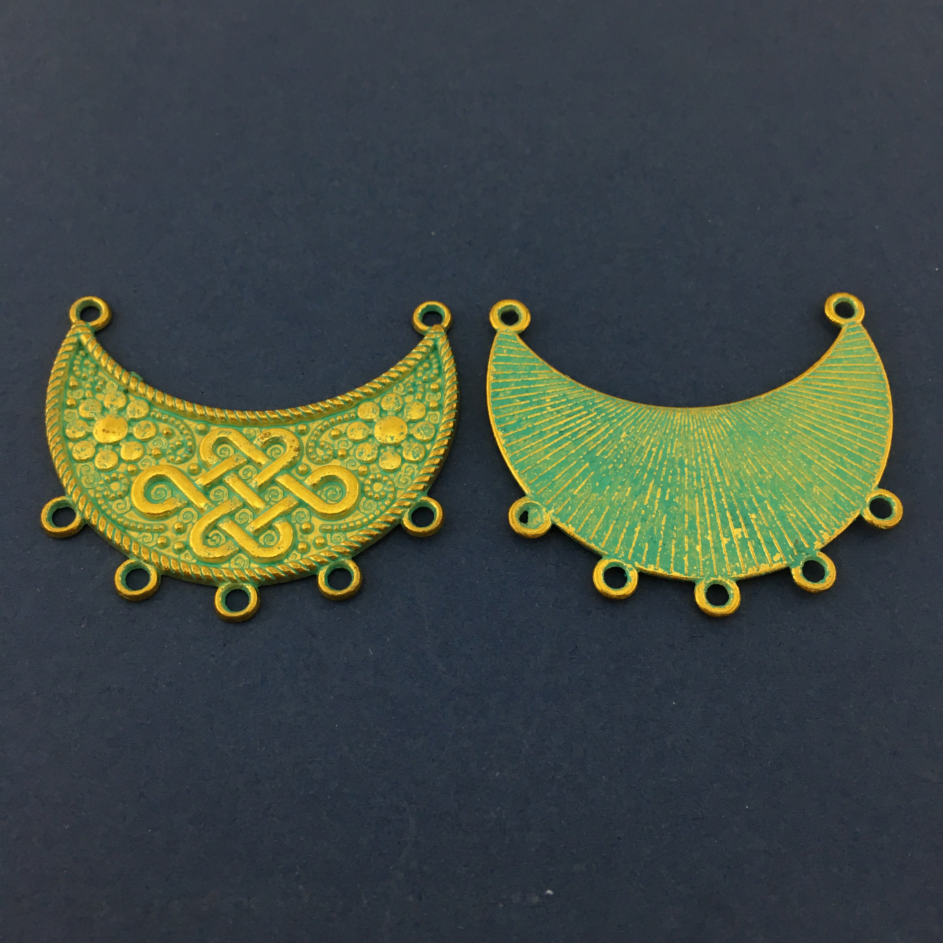 2 Sided Green Alloy Necklace Jewelry Connector | Bellaire Wholesale