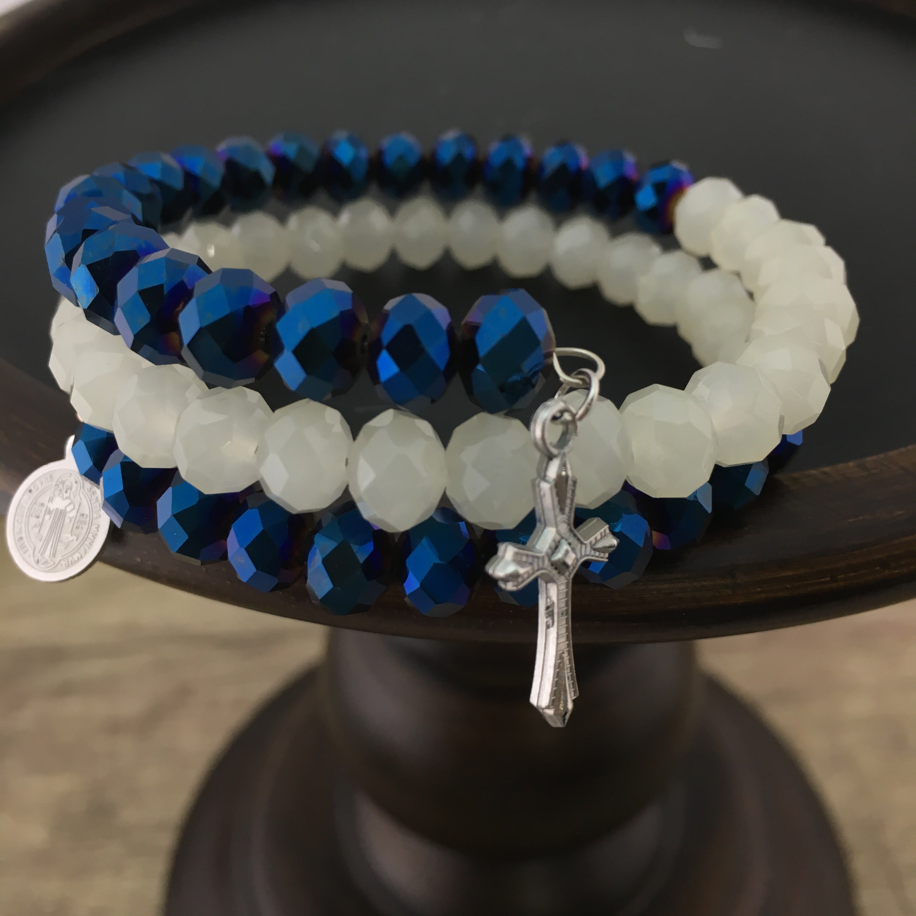 Blue and White Glass Bead Memory Wire Bracelet | Bellaire Wholesale
