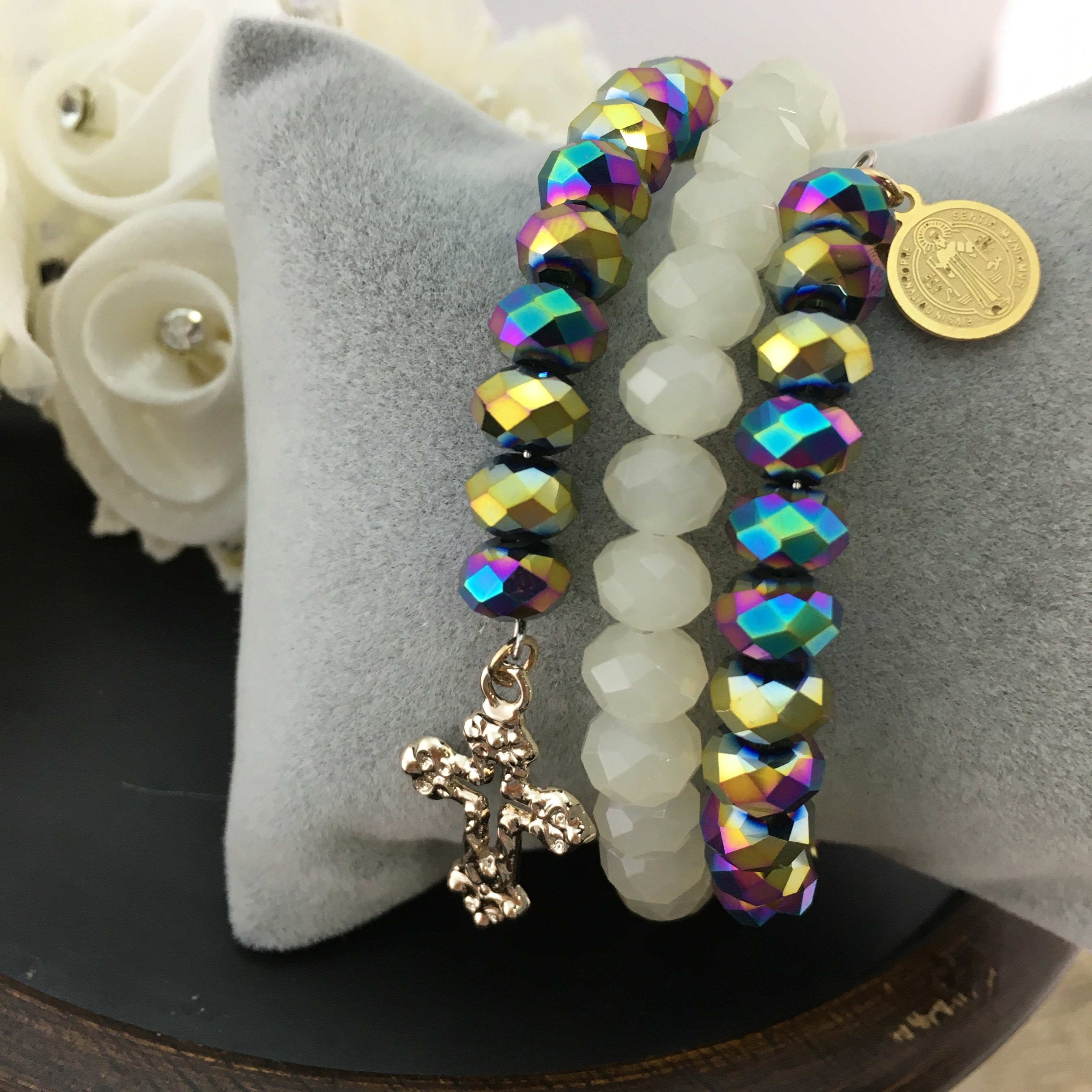 Blue & White Glass Bead Memory Wire Bracelet | Bellaire Wholesale