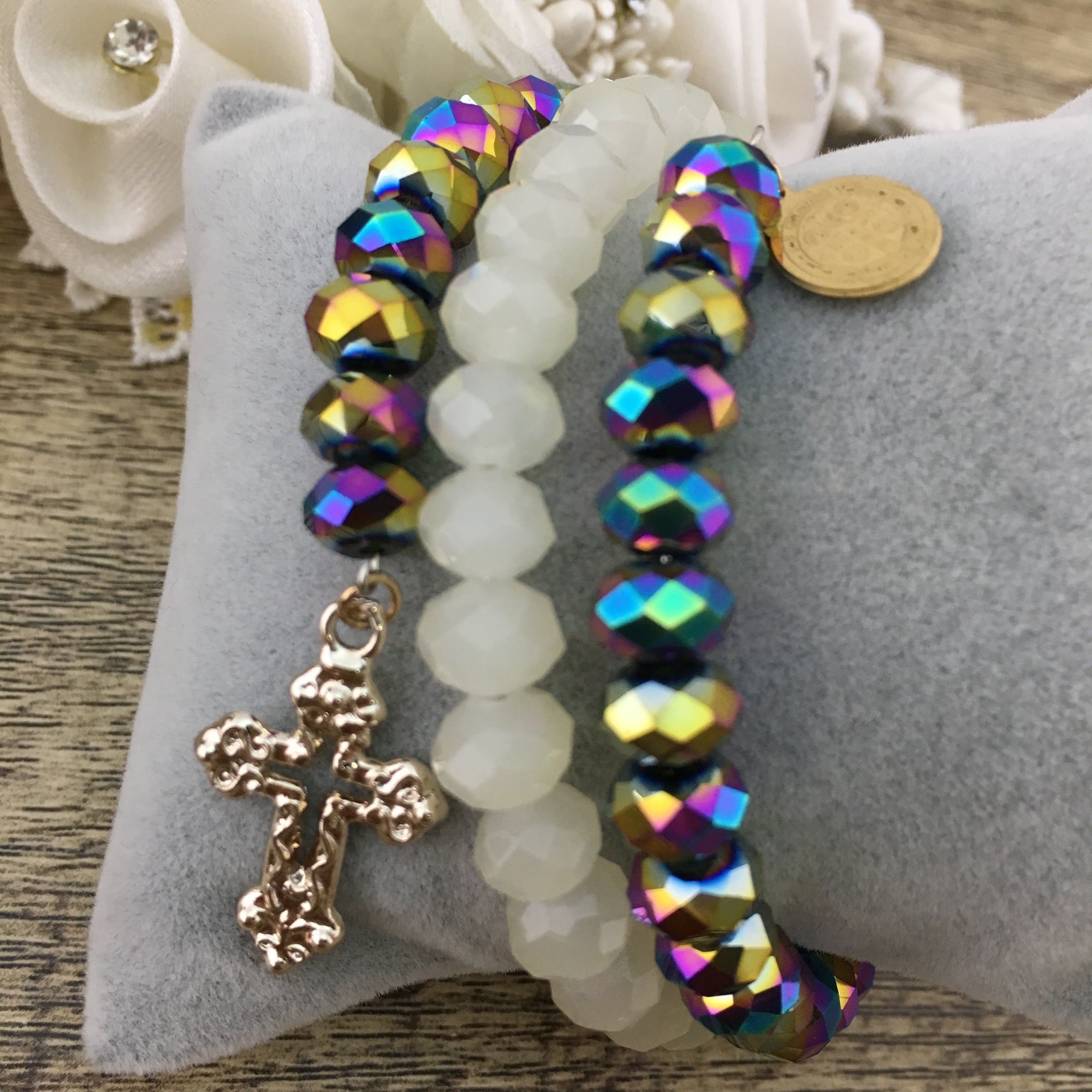 Blue & White Glass Bead Memory Wire Bracelet | Bellaire Wholesale