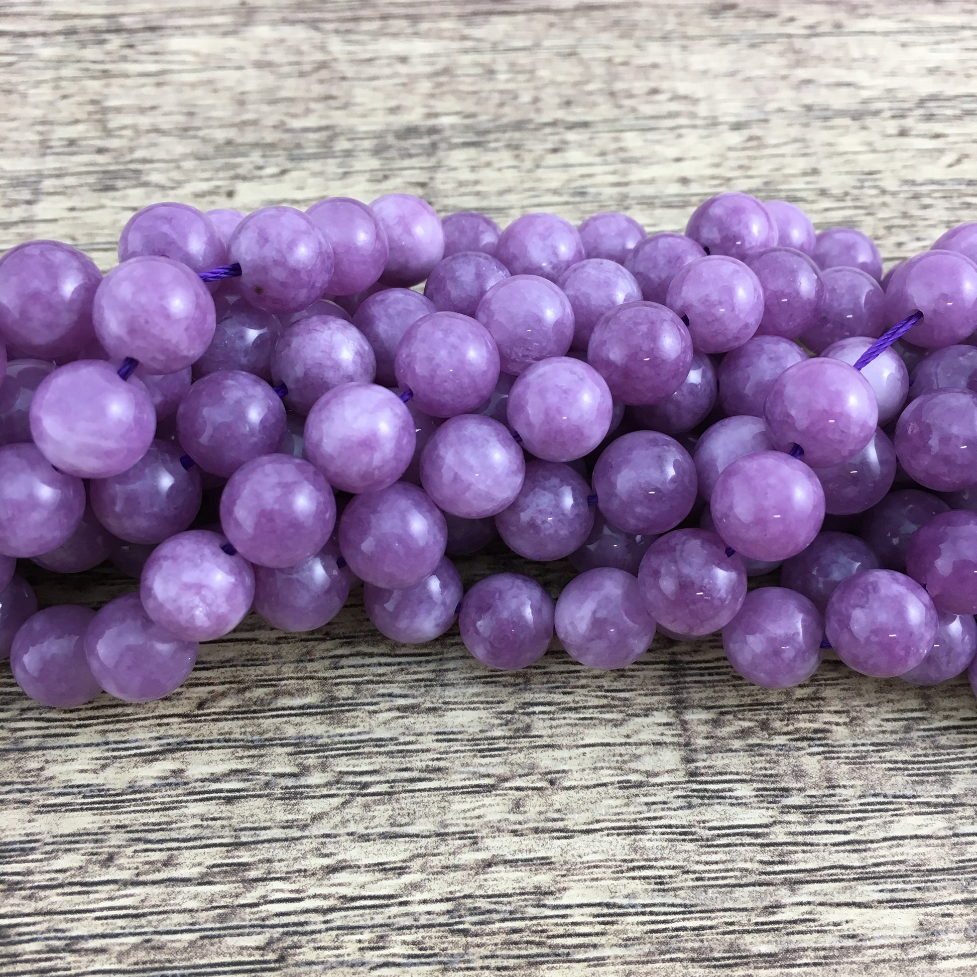 8mm Lavender Jade Bead | Bellaire Wholesale