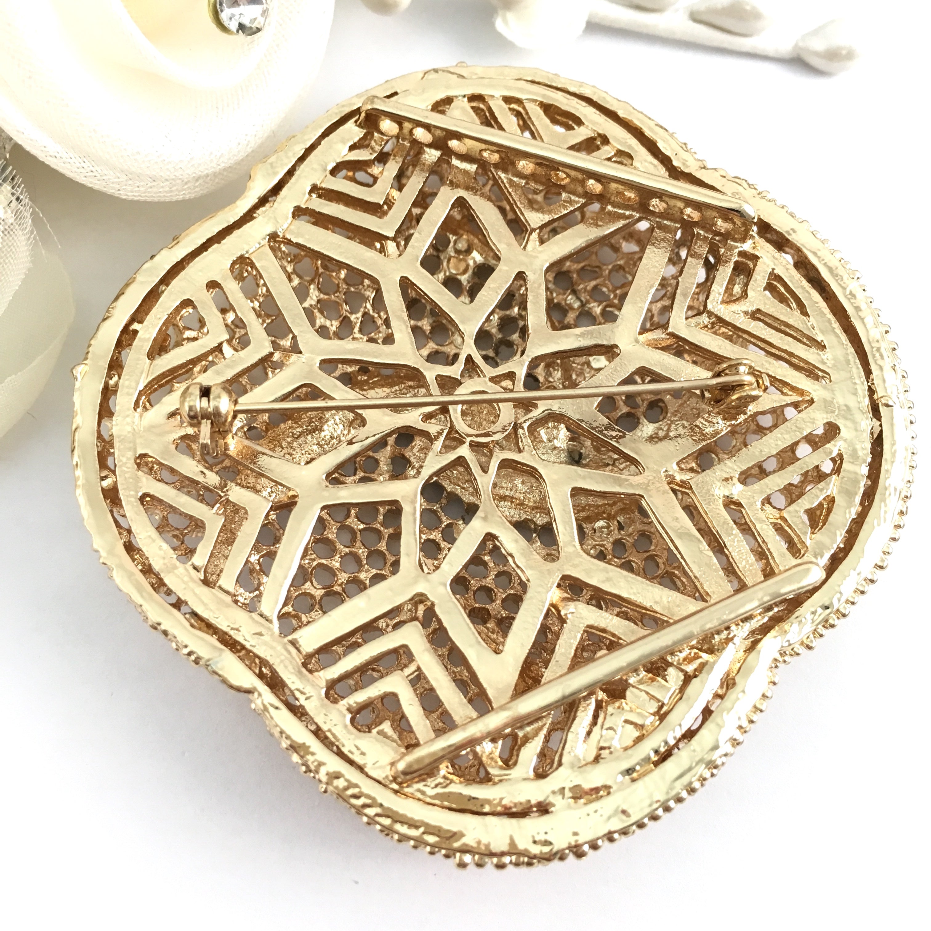 Square Rounded Brooch Pin Gold with Blue Stones | Bellaire Wholesale