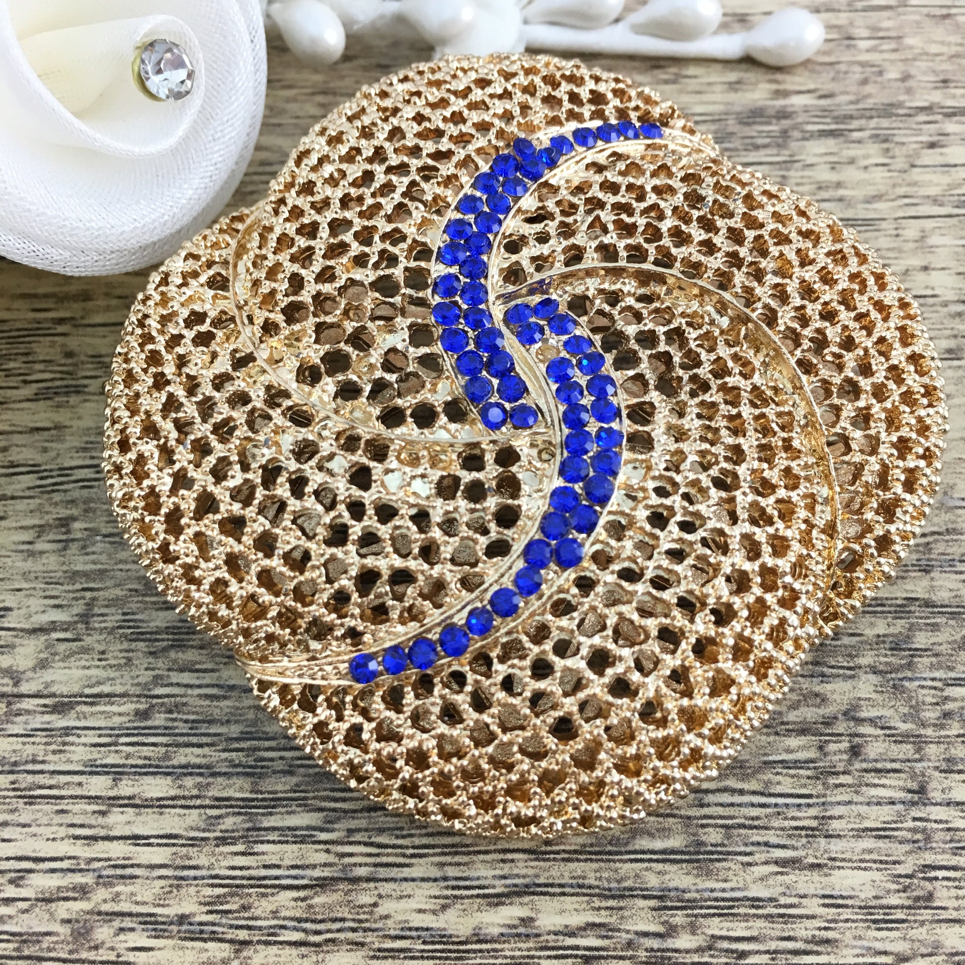 Square Rounded Brooch Pin Gold with Blue Stones | Bellaire Wholesale