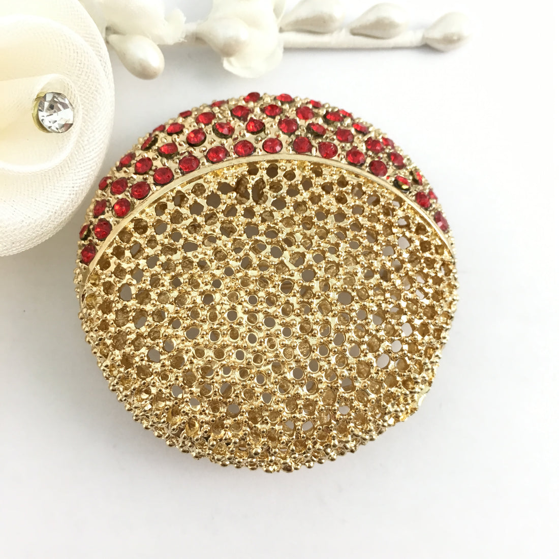 Filigree Round Brooch Pin Gold with Red Stones | Bellaire Wholesale