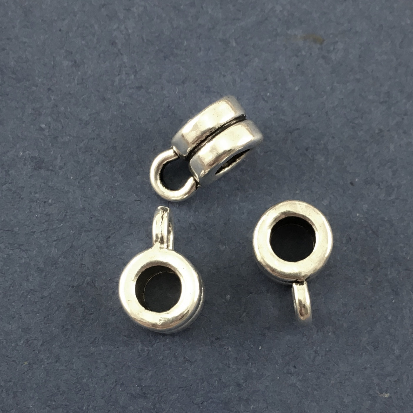 Alloy Round Charm Hanger | Bellaire Wholesale