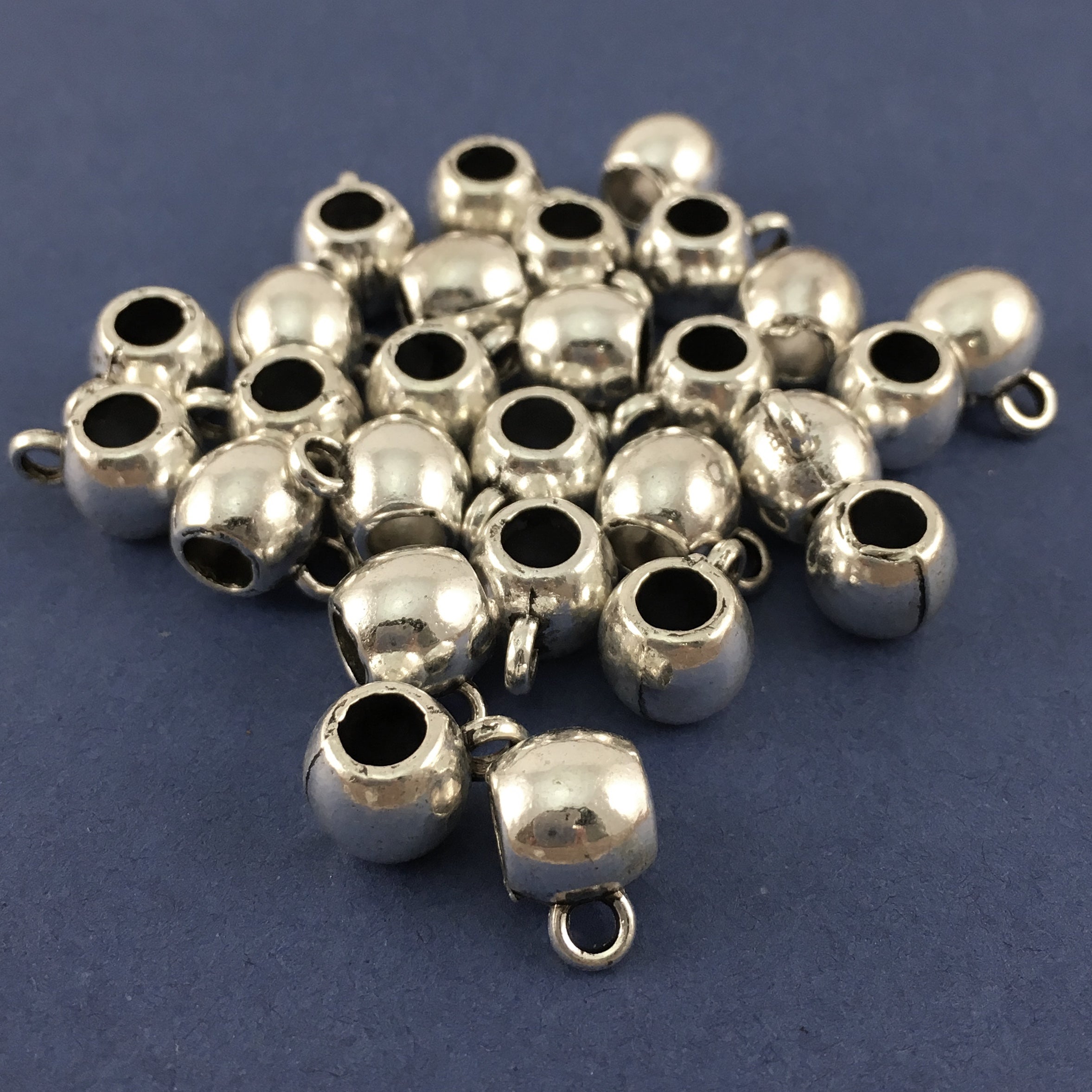 Alloy Rhodium Plated Round Charm Hanger | Bellaire Wholesale