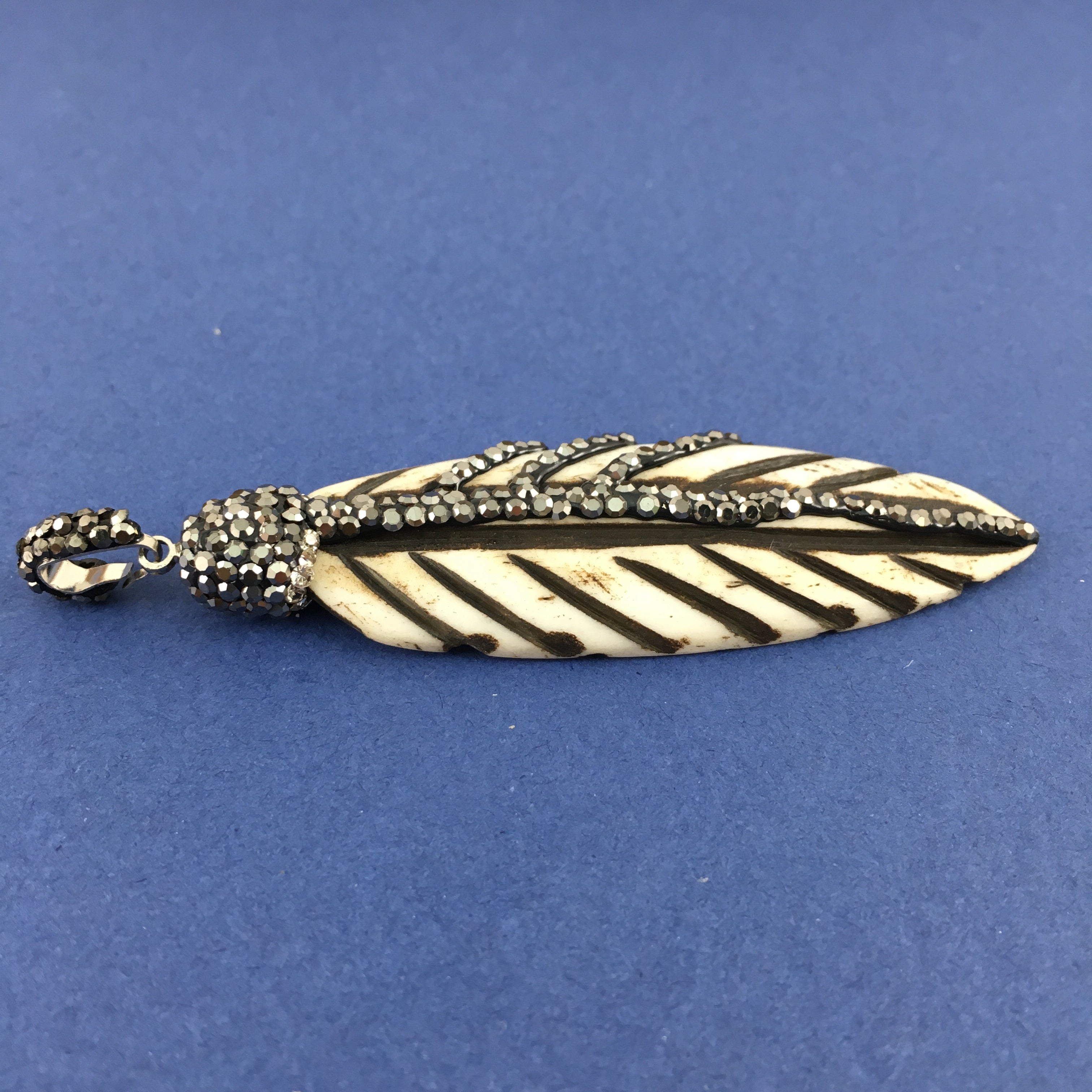 Bone Color Leaf Shape Pave Pendant | Bellaire Wholesale