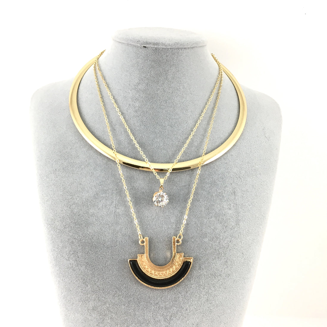 Boho Style Chain Choker Half Moon Pendant Necklace | Bellaire Wholesale