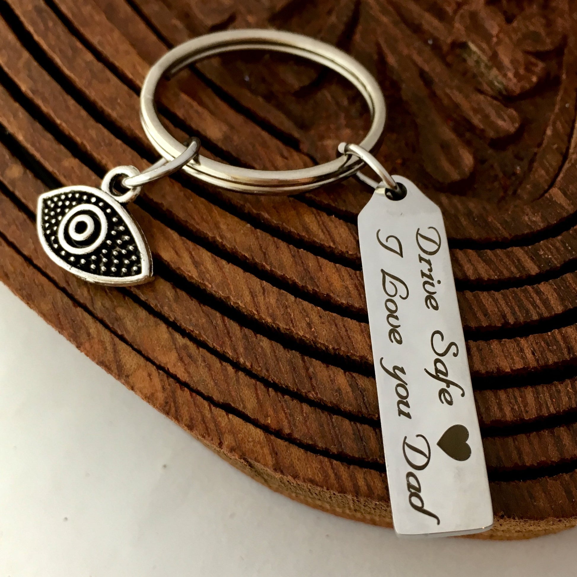 Drive Safe  ™¥ I Love you Dad Custom Keychain | Bellaire Wholesale