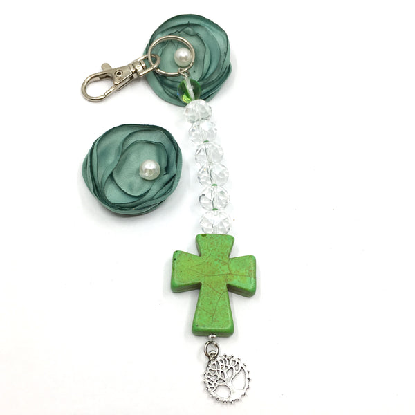 Green Howlite Keychain with Charm | Bellaire Wholesale