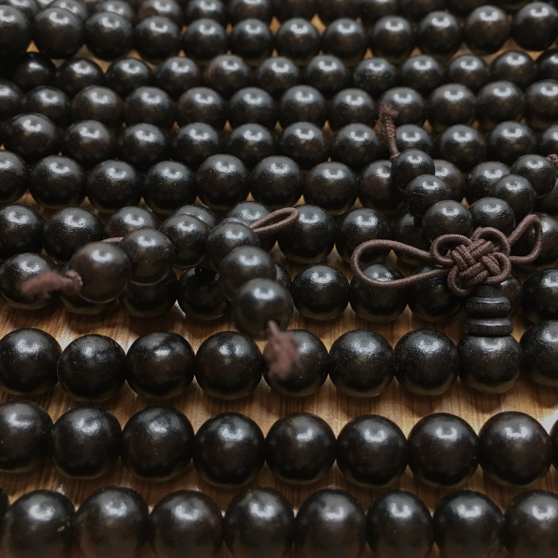 8mm Black Wood Bead with Guru Bead | Bellaire Wholesale
