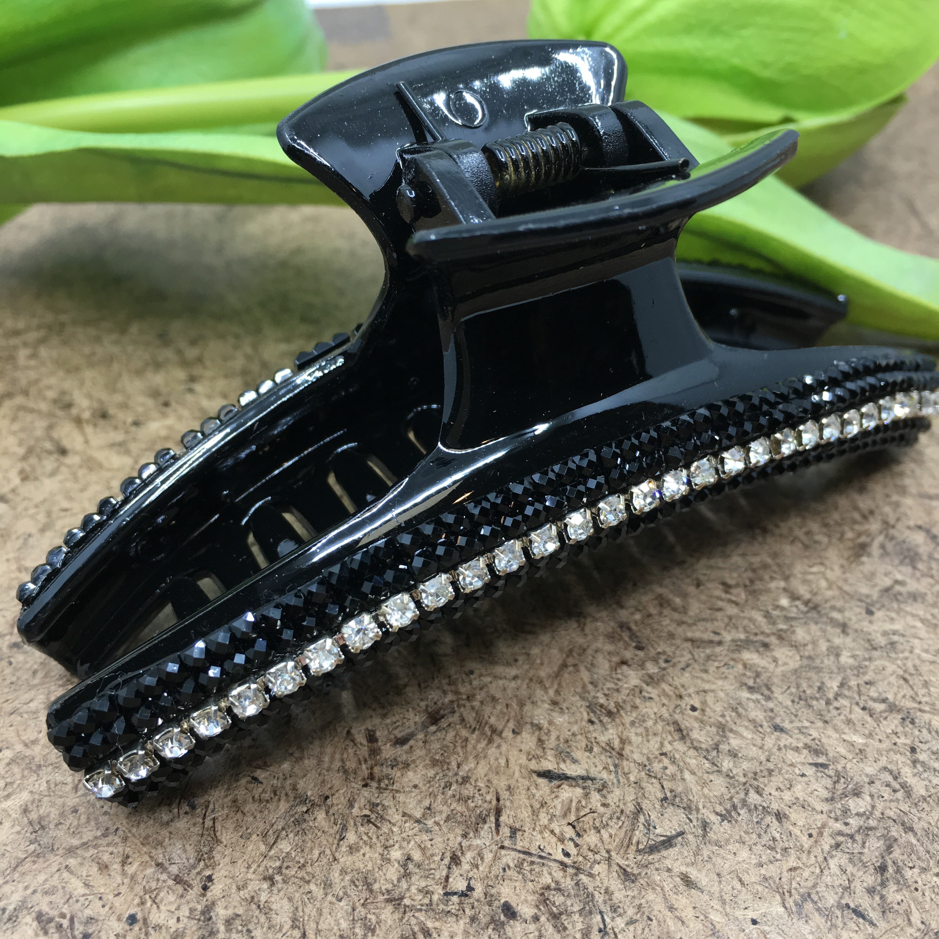 Hair Buckle with Black & Clear Stones | Bellaire Wholesale