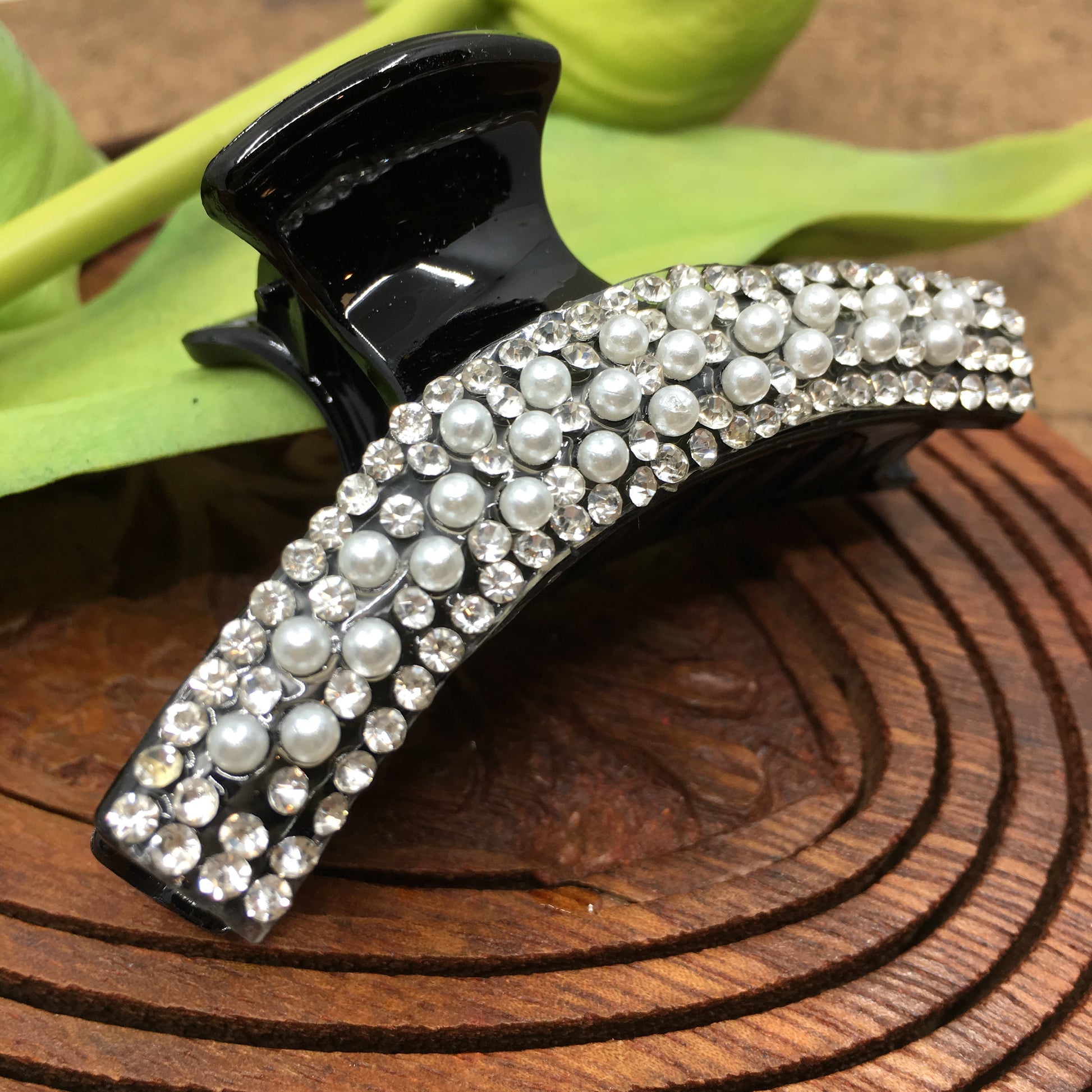 Hair Buckle with Pearls & Clear Stones | Bellaire Wholesale