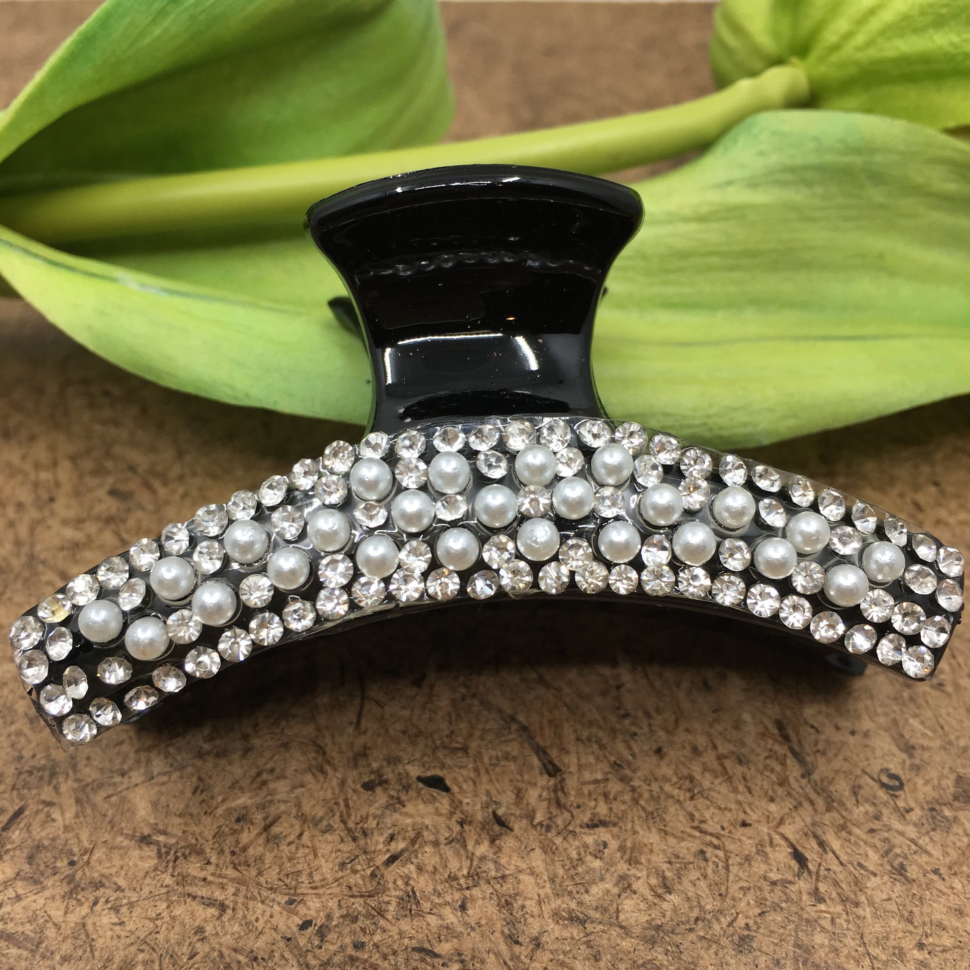 Hair Buckle with Pearls & Clear Stones | Bellaire Wholesale