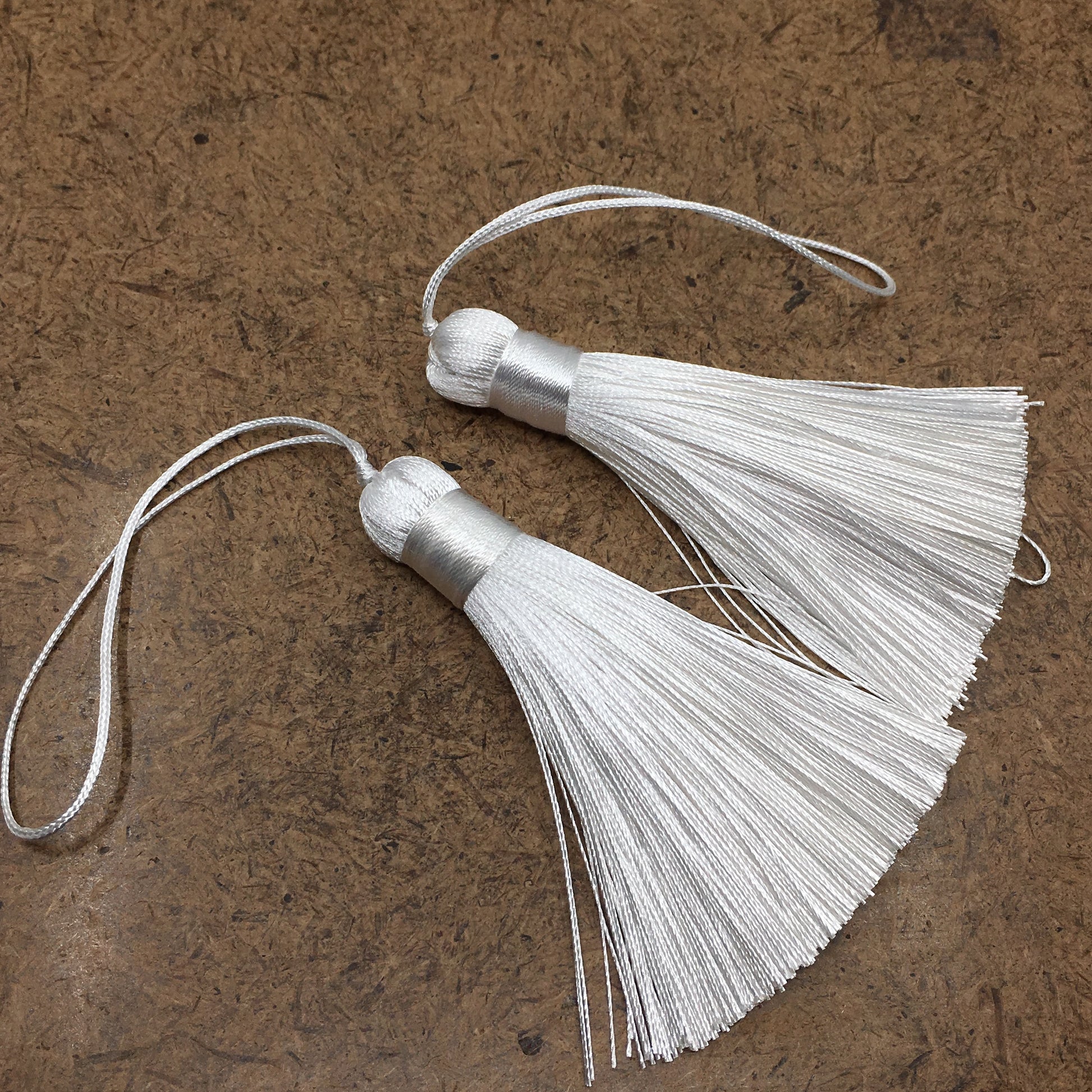 White Silk Tassel for Jewelry Making | Bellaire Wholesale