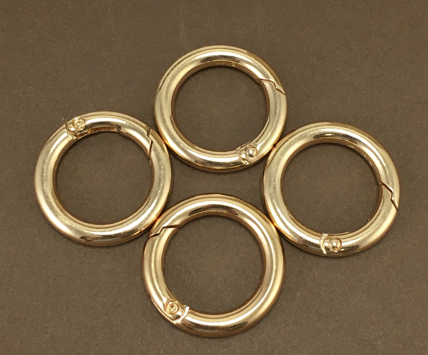 8 Gold Plated Key Chain Rings, 25mm | Bellaire Wholesale