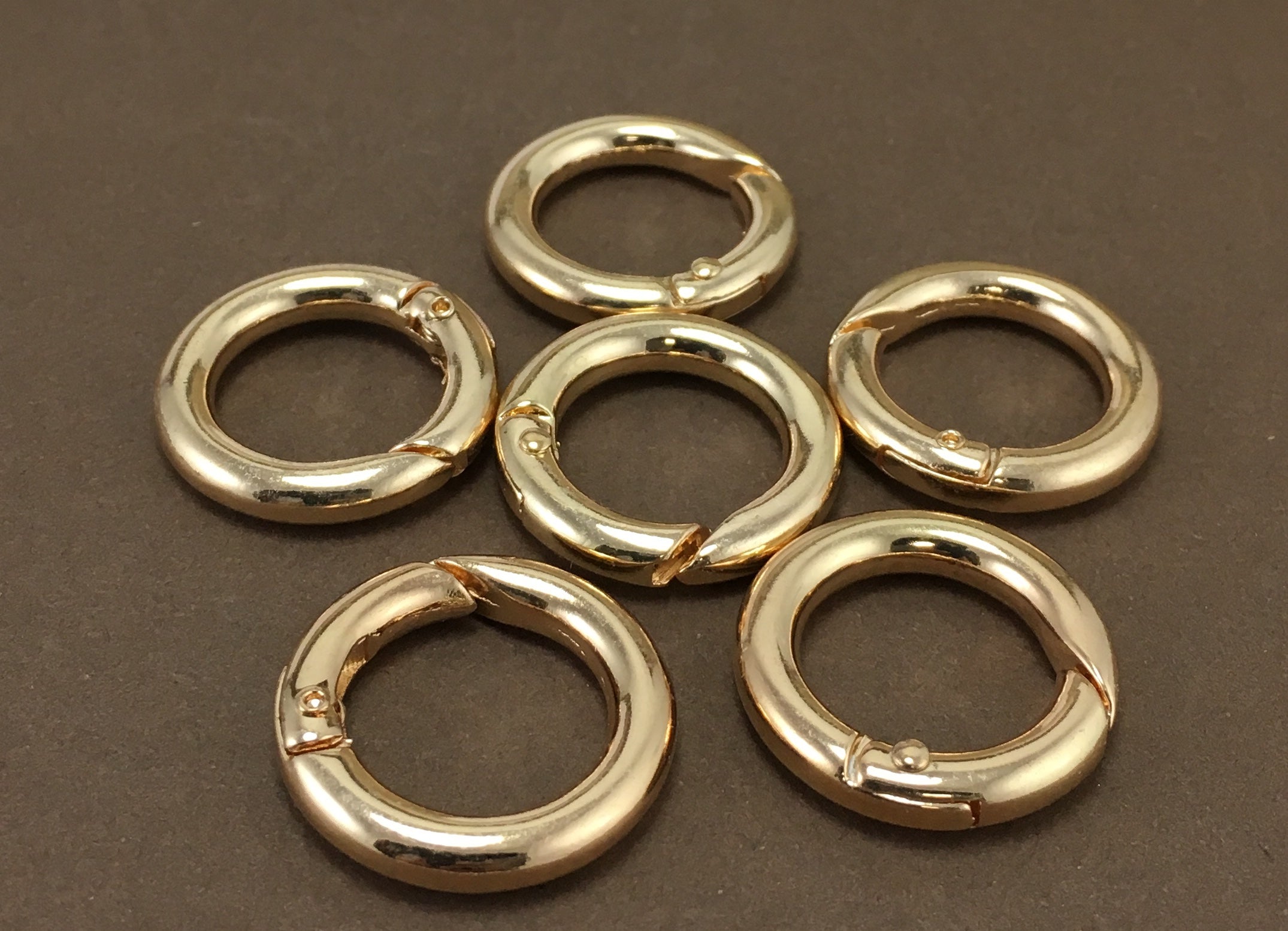 8 Gold Plated Key Chain Rings, 25mm | Bellaire Wholesale
