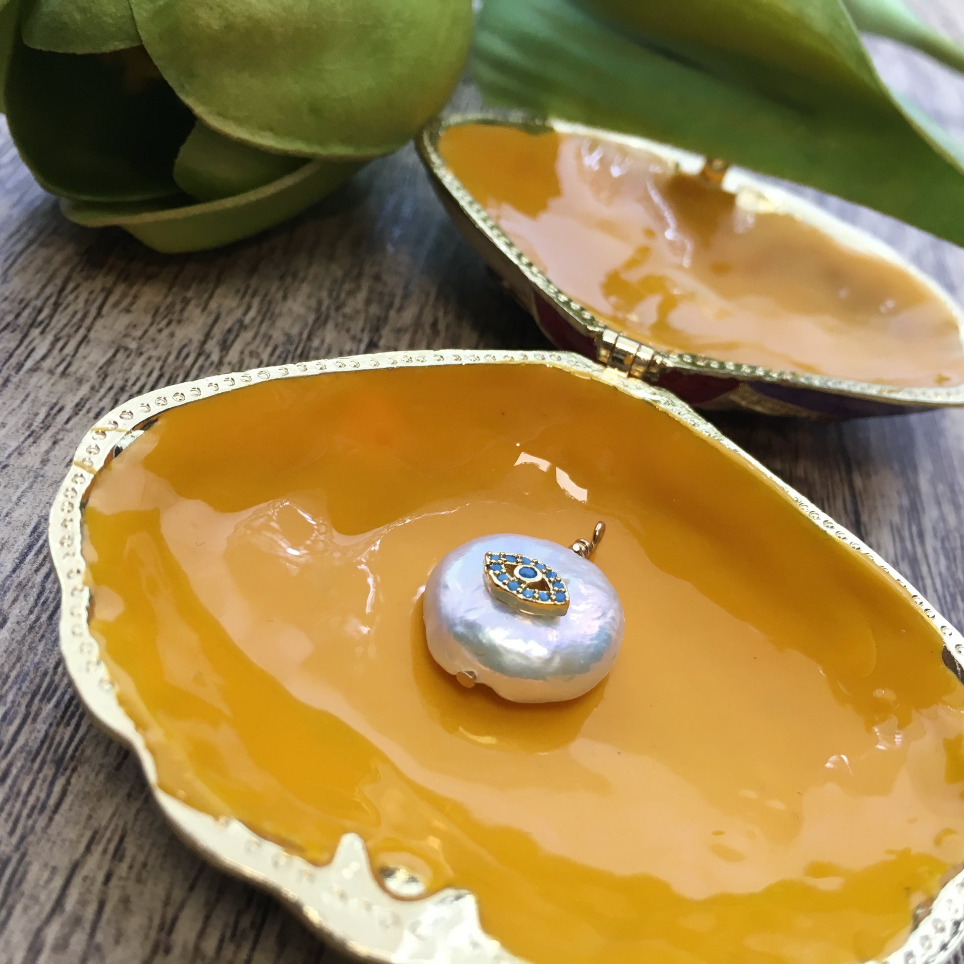 Coin Shell Pearl Evil Eye Charm | Bellaire Wholesale