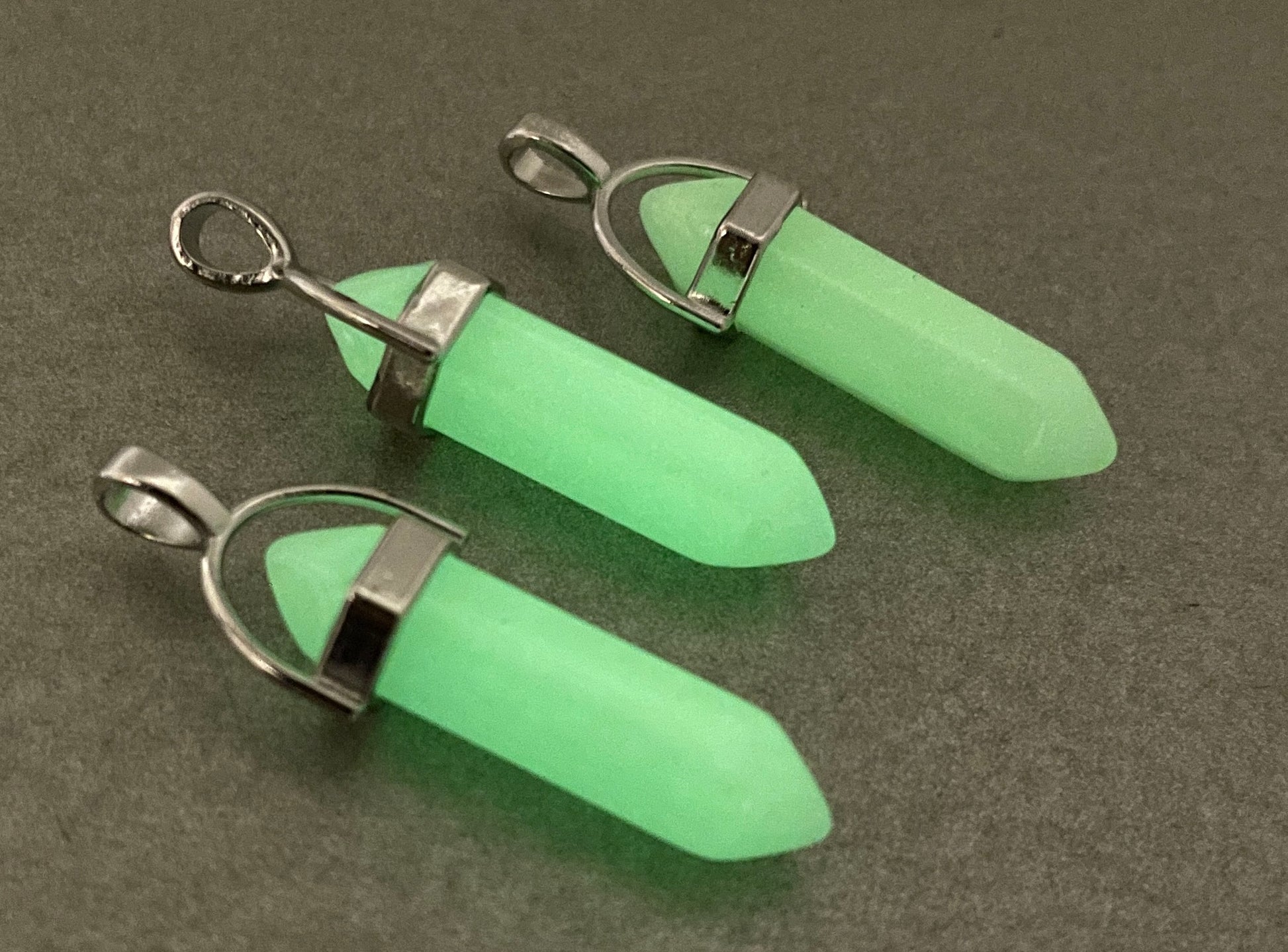 Natural Stone Bullet Pendants | Bellaire Wholesale