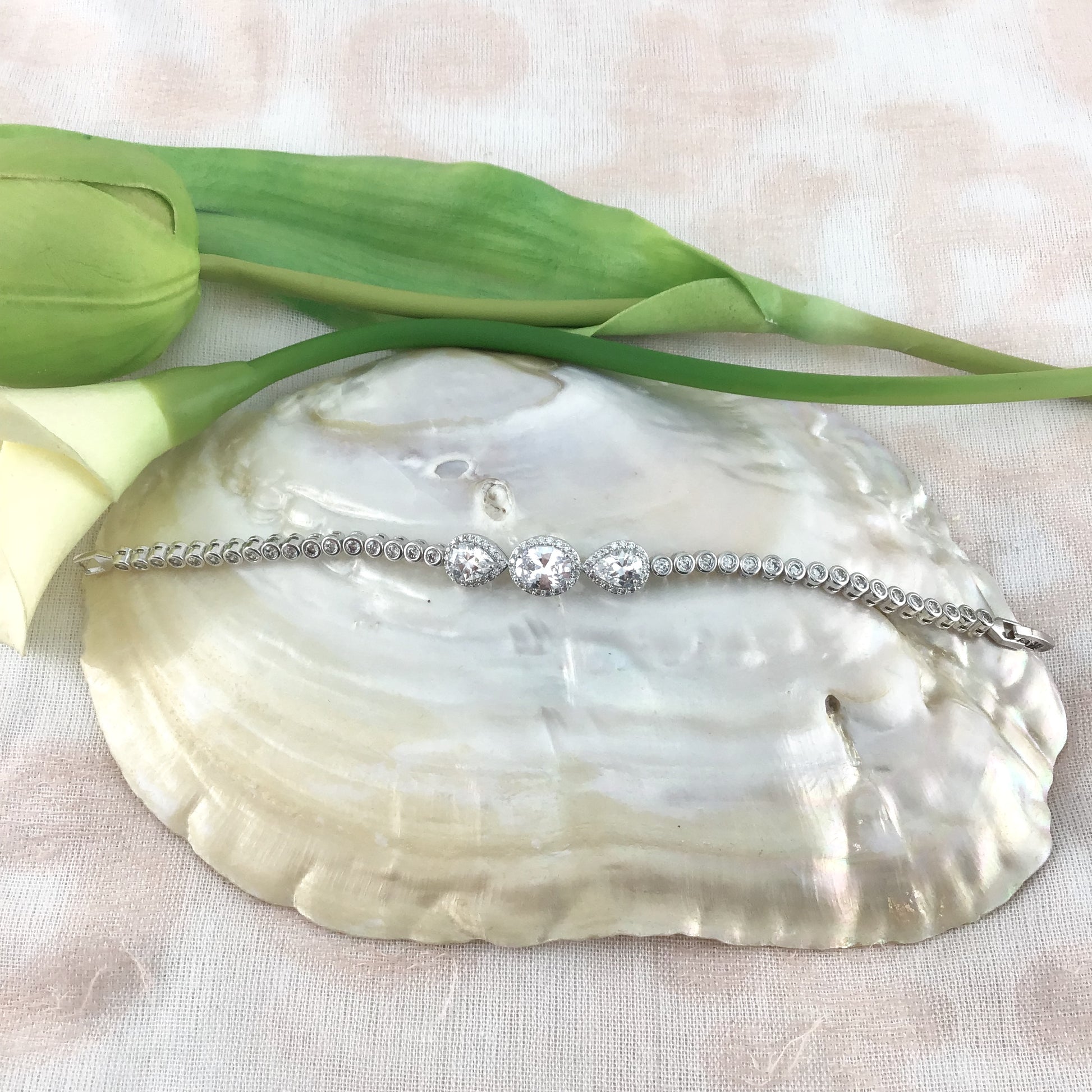 Cubic Zirconia Round-Teardrop Bracelet | Bellaire Wholesale
