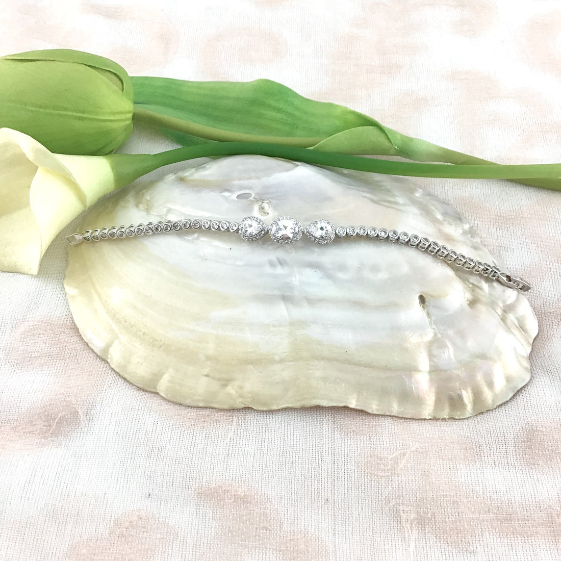 Cubic Zirconia Round-Teardrop Bracelet | Bellaire Wholesale