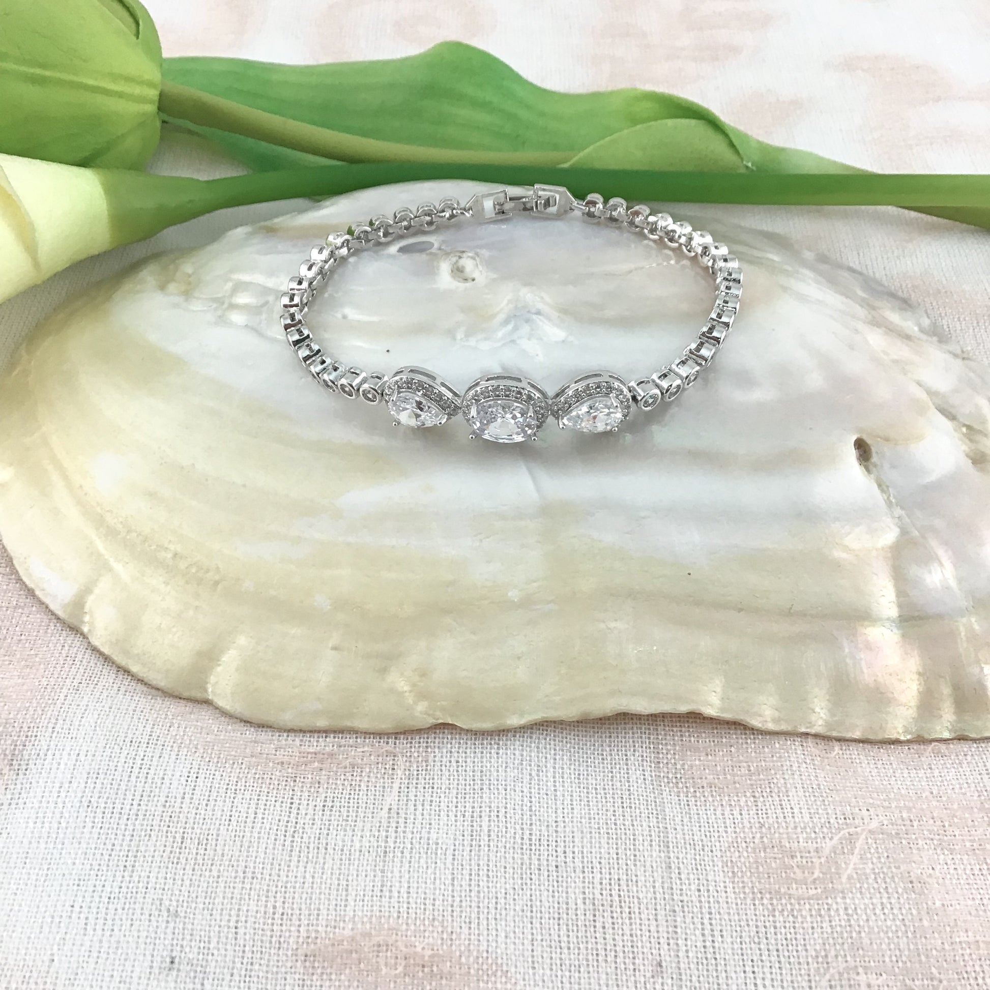 Cubic Zirconia Round-Teardrop Bracelet | Bellaire Wholesale