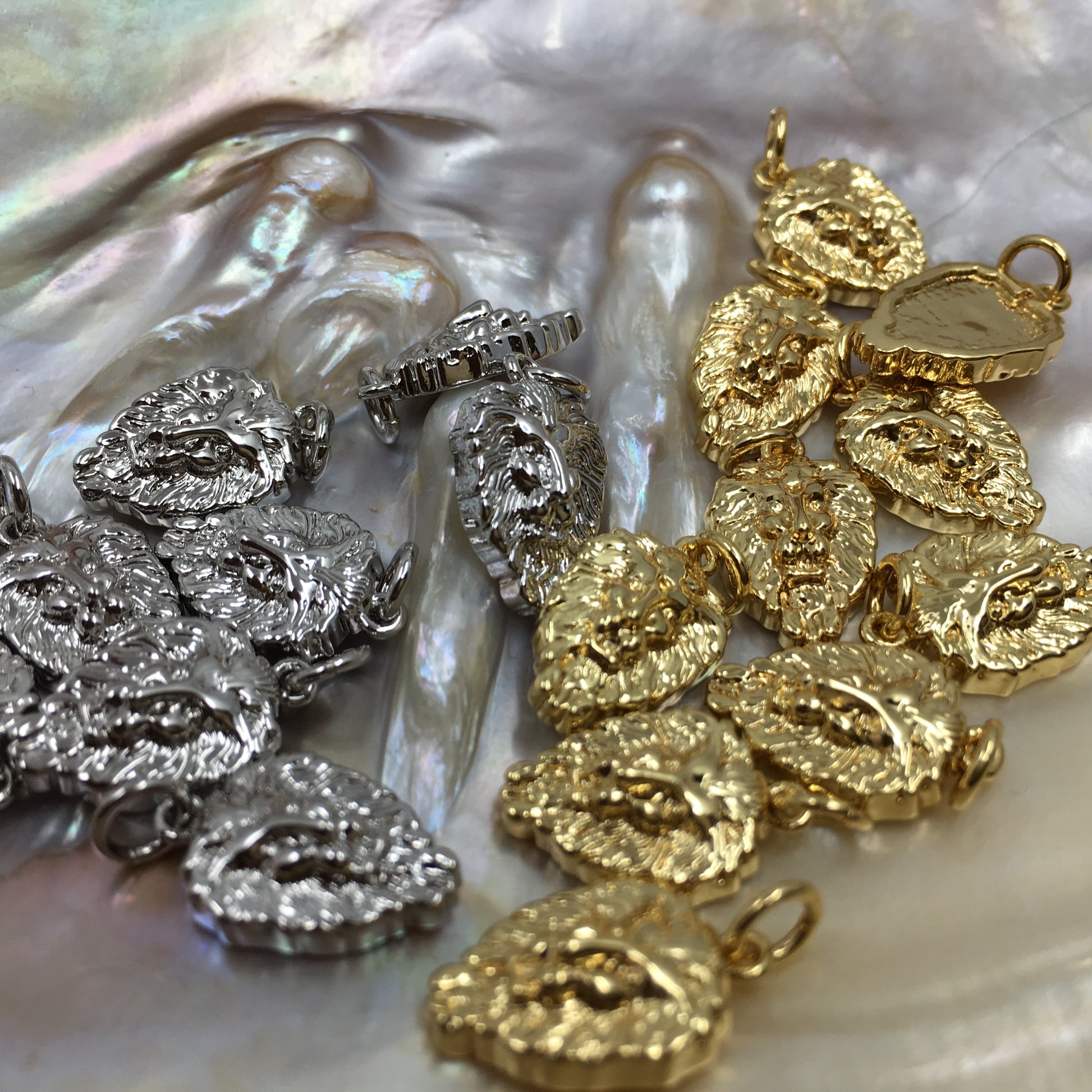 Lion Head Charm | Bellaire Wholesale