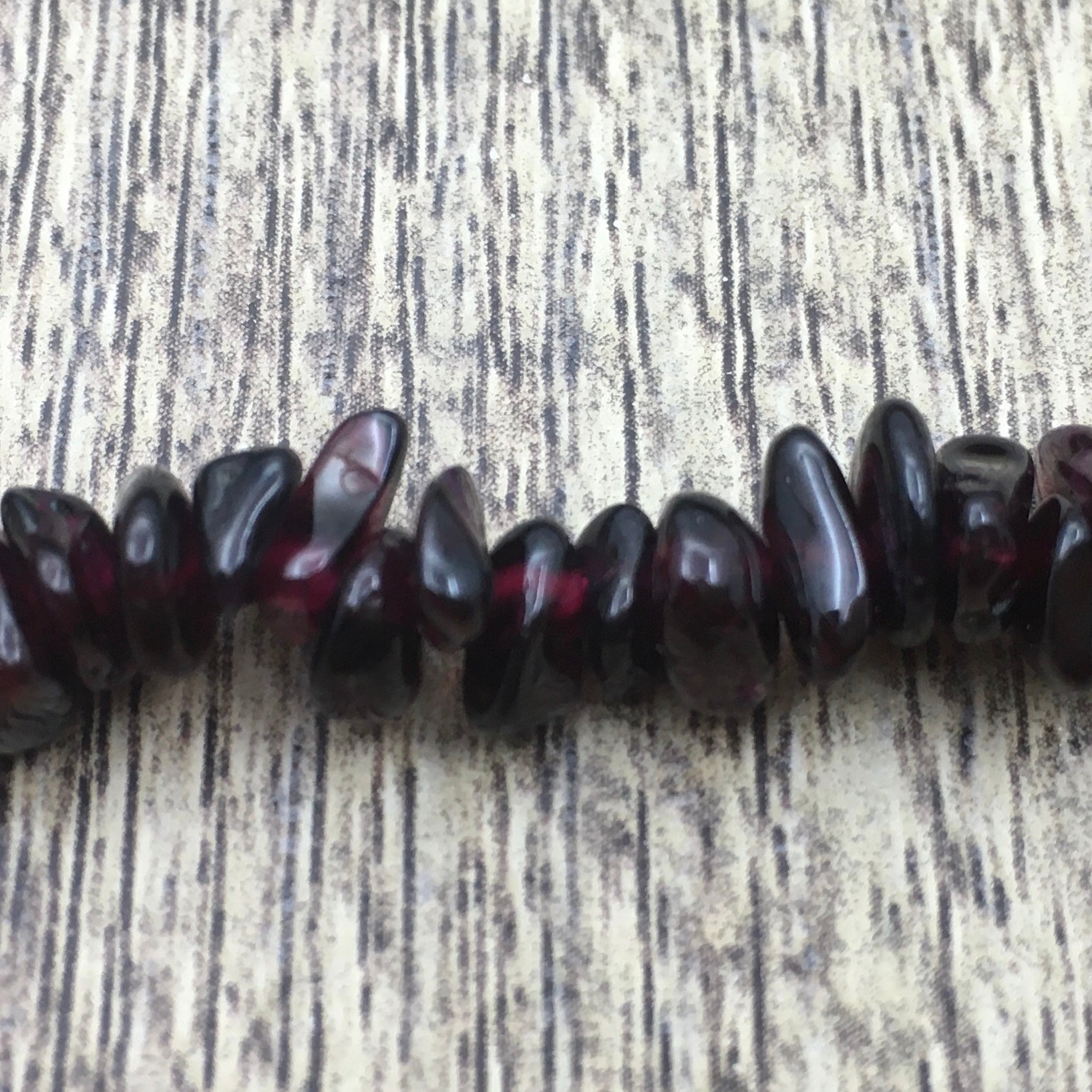 Garnet Chips | Bellaire Wholesale