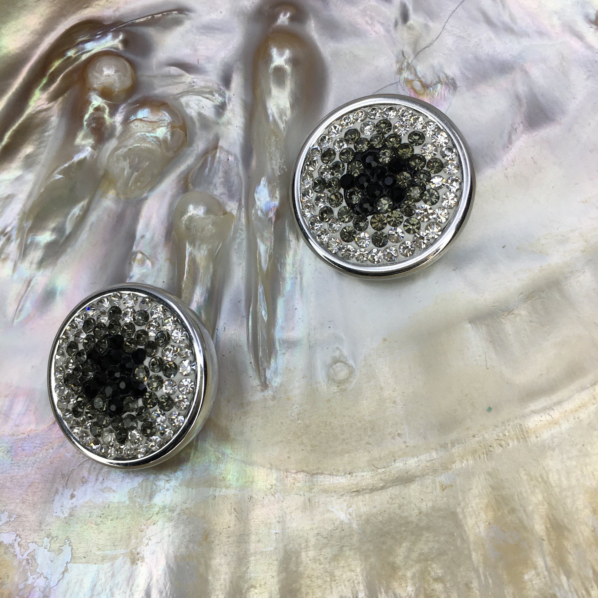 Shambhala Clear Black disco heart bead | Bellaire Wholesale