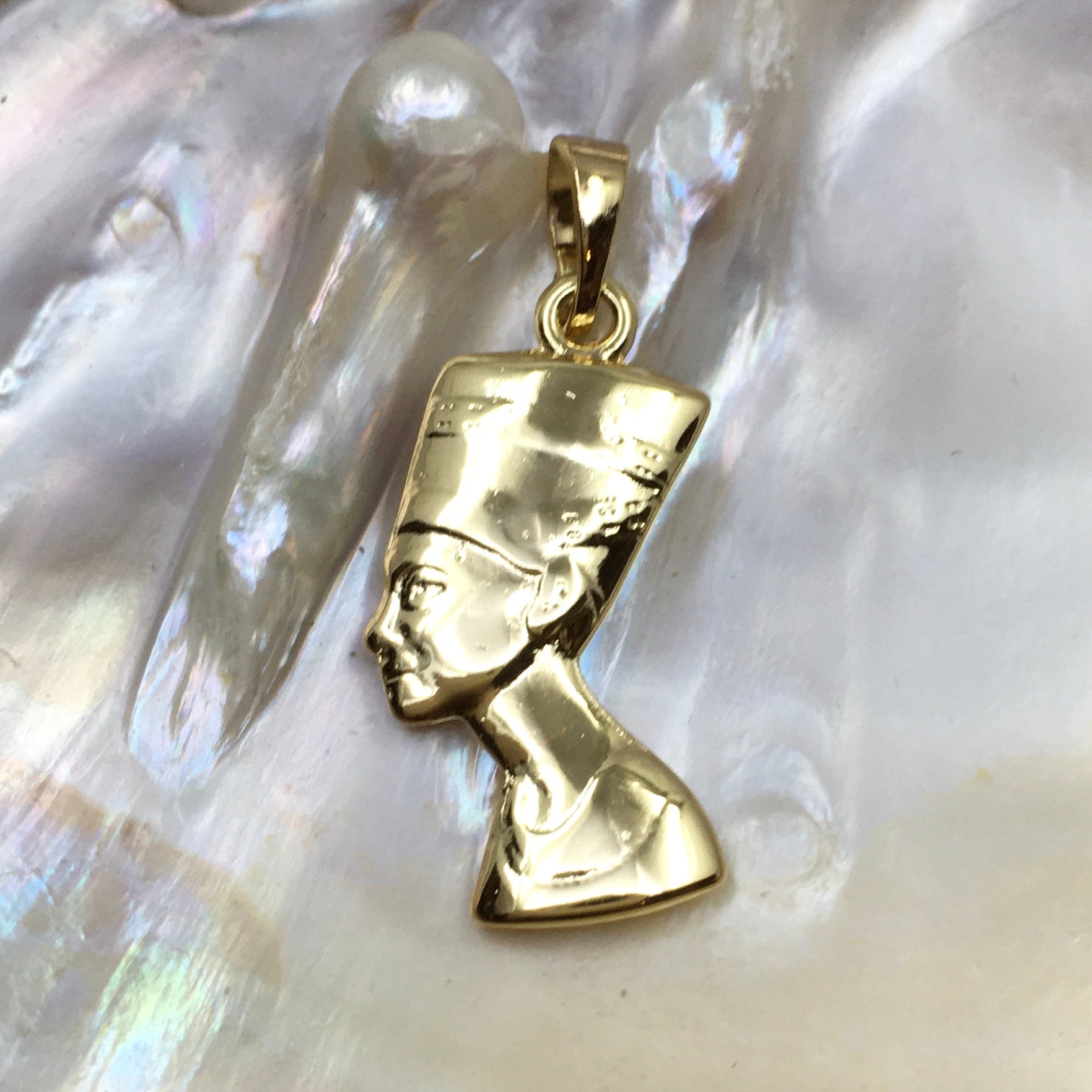 African Queen Head Charm Nefertiti, | Bellaire Wholesale