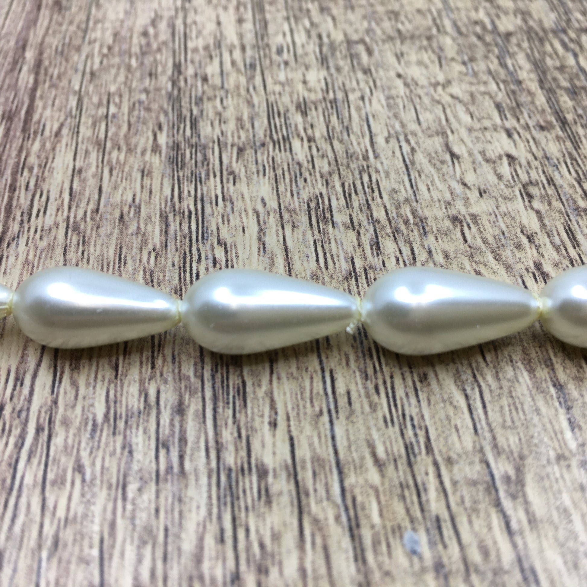 Tear Drop Shell Pearls | Bellaire Wholesale
