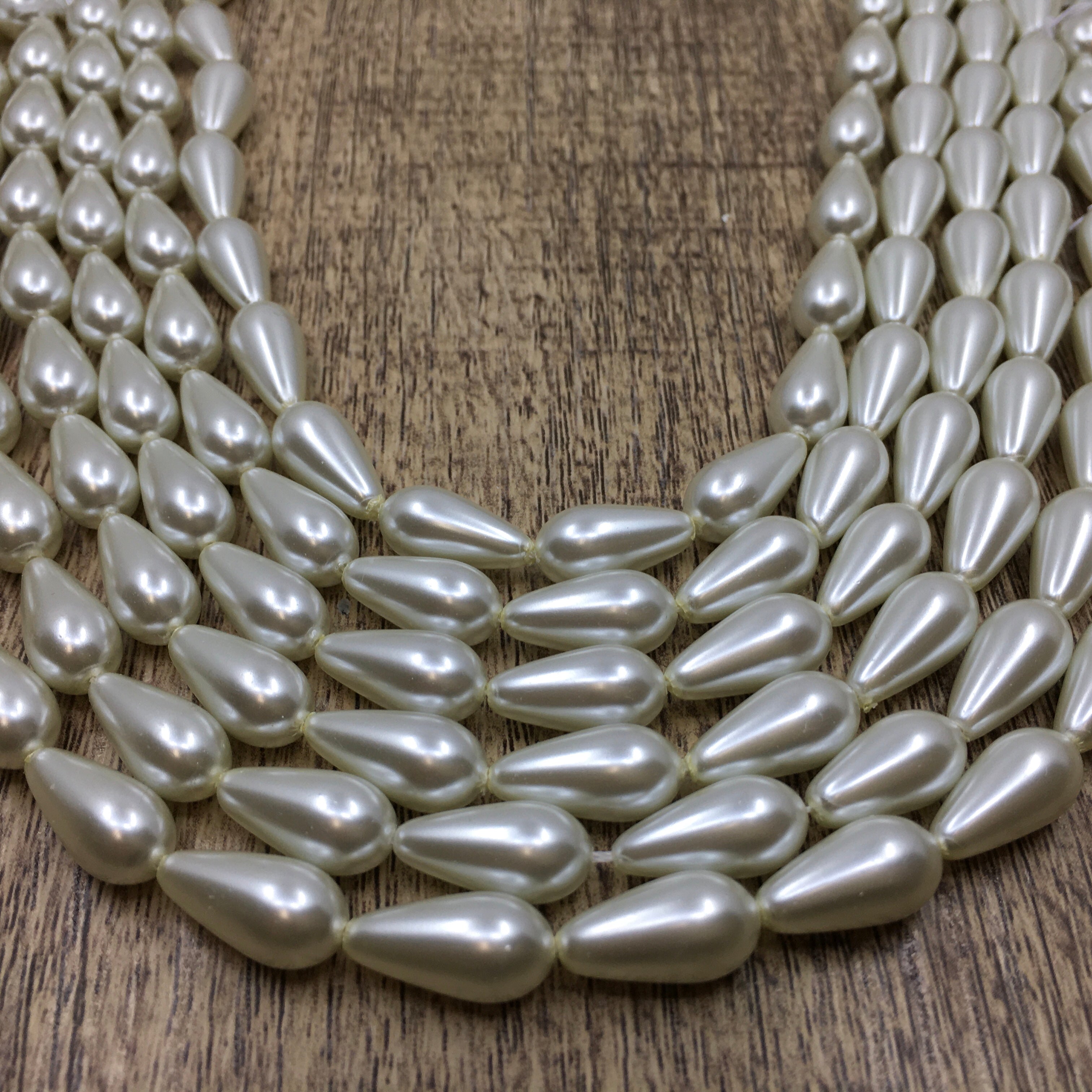 Tear Drop Shell Pearls | Bellaire Wholesale
