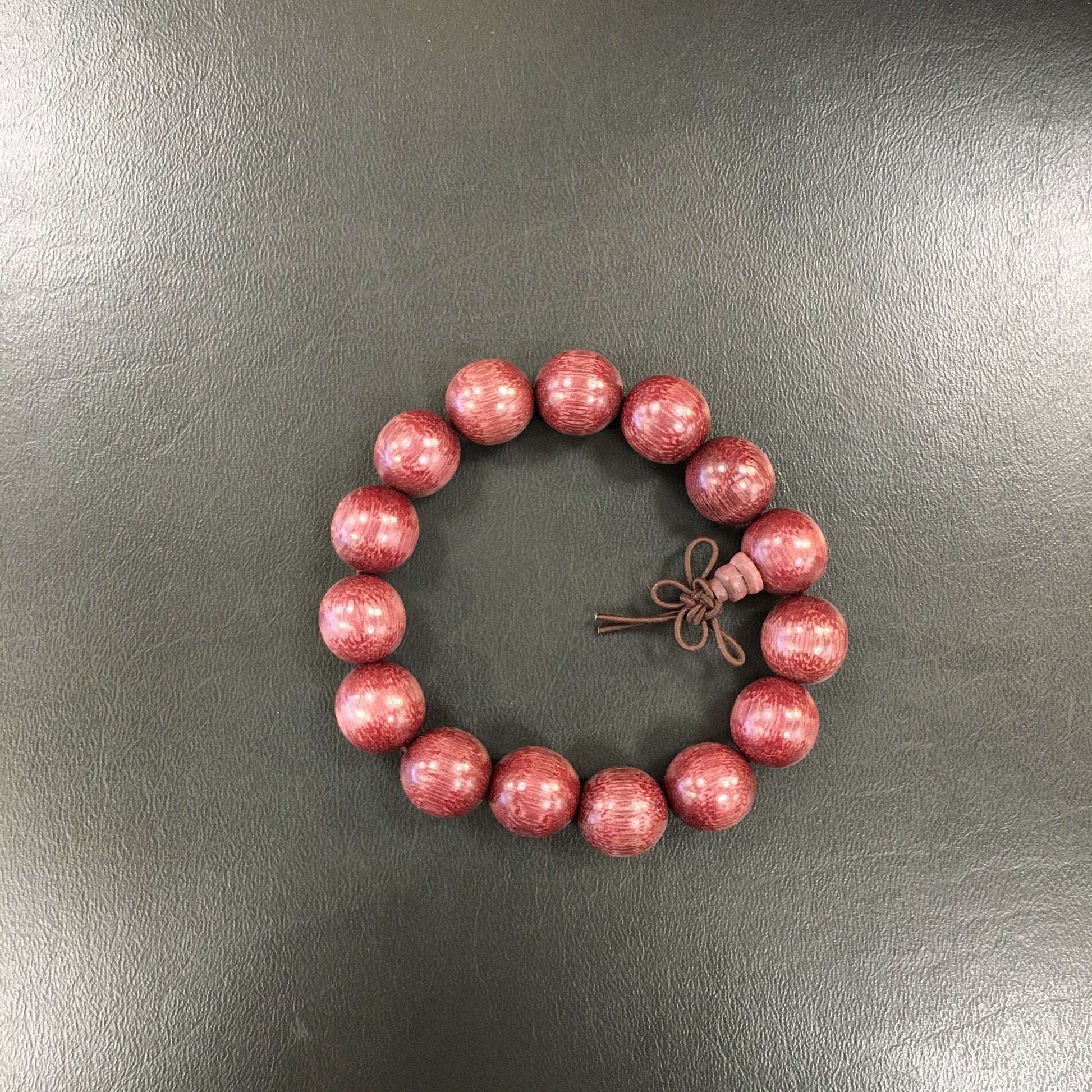 Wood bead bracelet with guru bead | Bellaire Wholesale