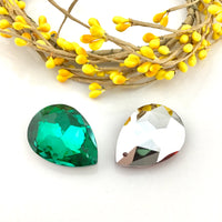Glass Teardrop Pendant, Emerald Green | Bellaire Wholesale