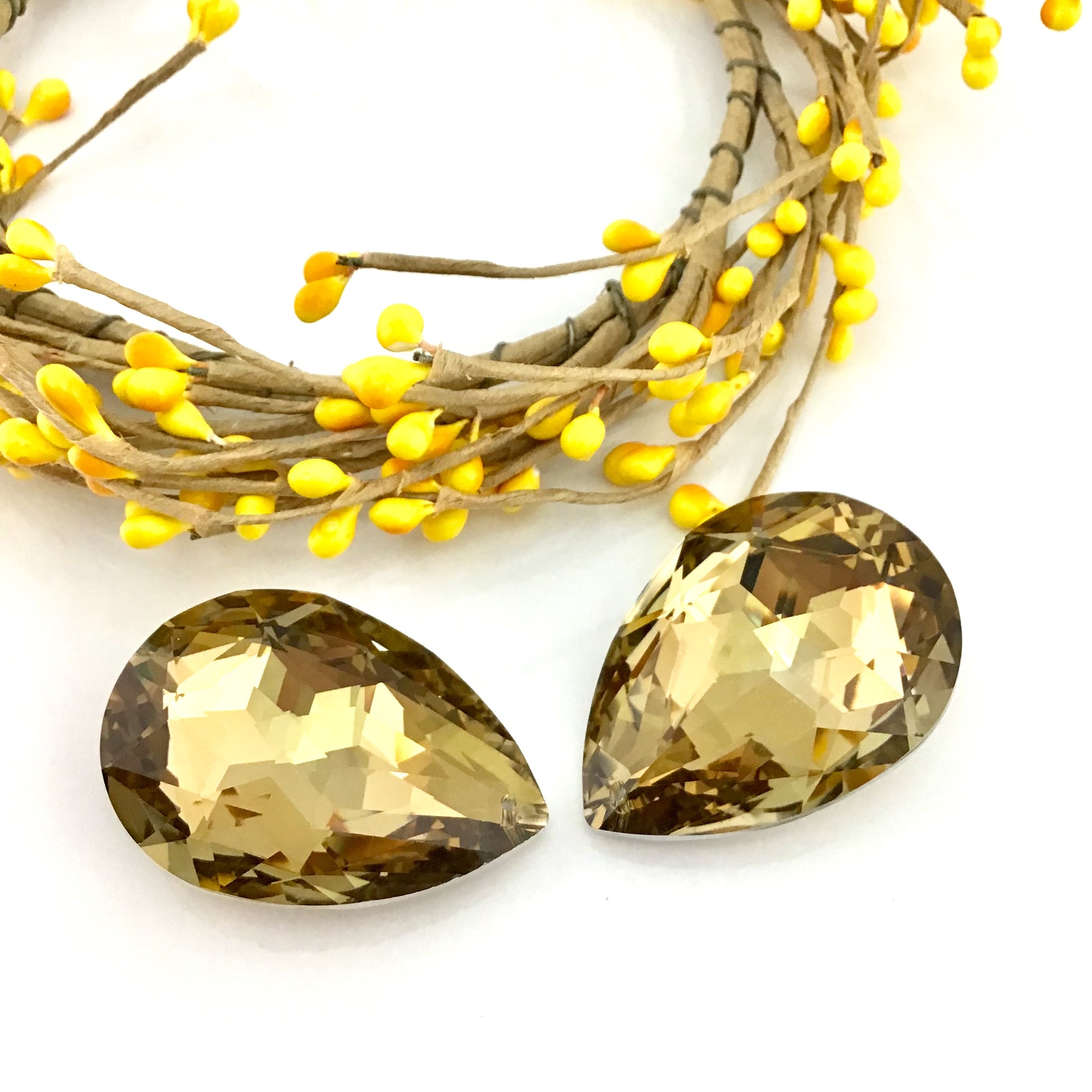 Glass Teardrop Pendant, Topaz | Bellaire Wholesale