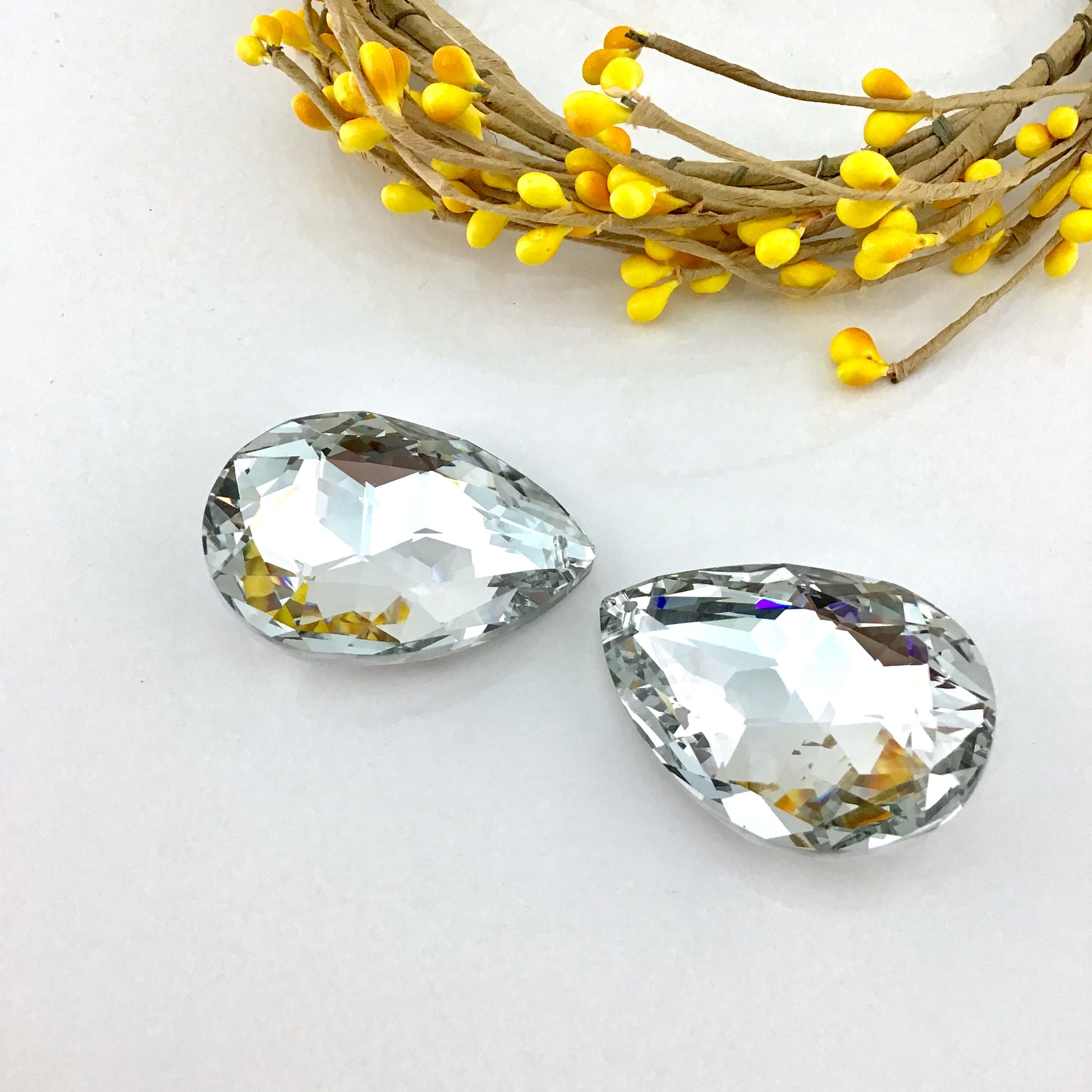 Glass Teardrop Pendant, Argentia Silver | Bellaire Wholesale