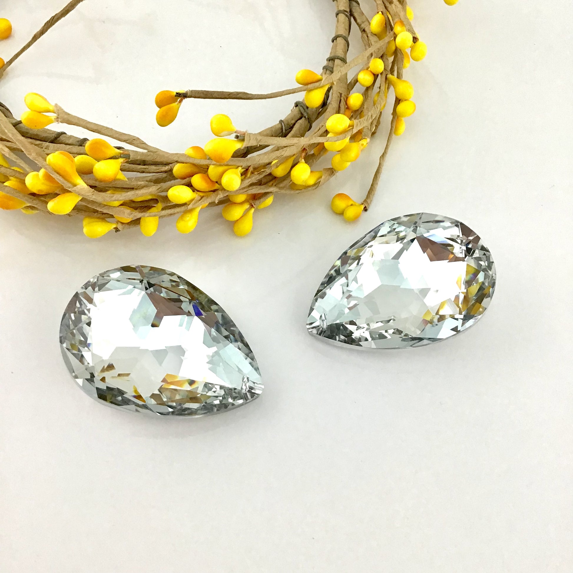 Glass Teardrop Pendant, Argentia Silver | Bellaire Wholesale