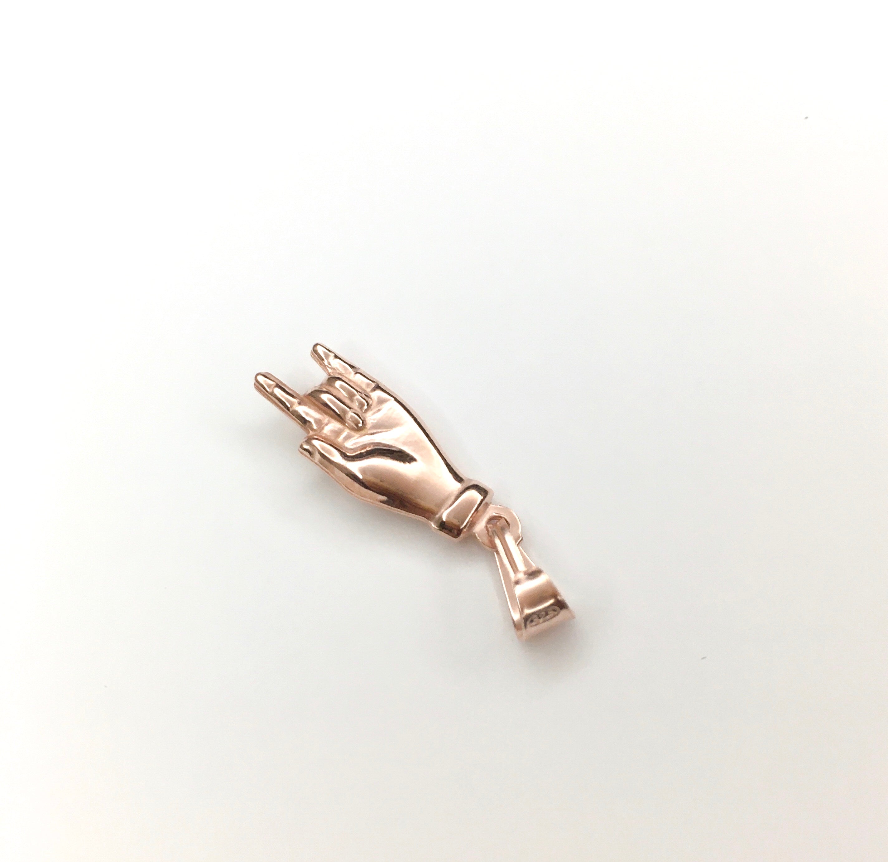 925 Sterling Silver Manu Cornuto Pendant | Bellaire Wholesale