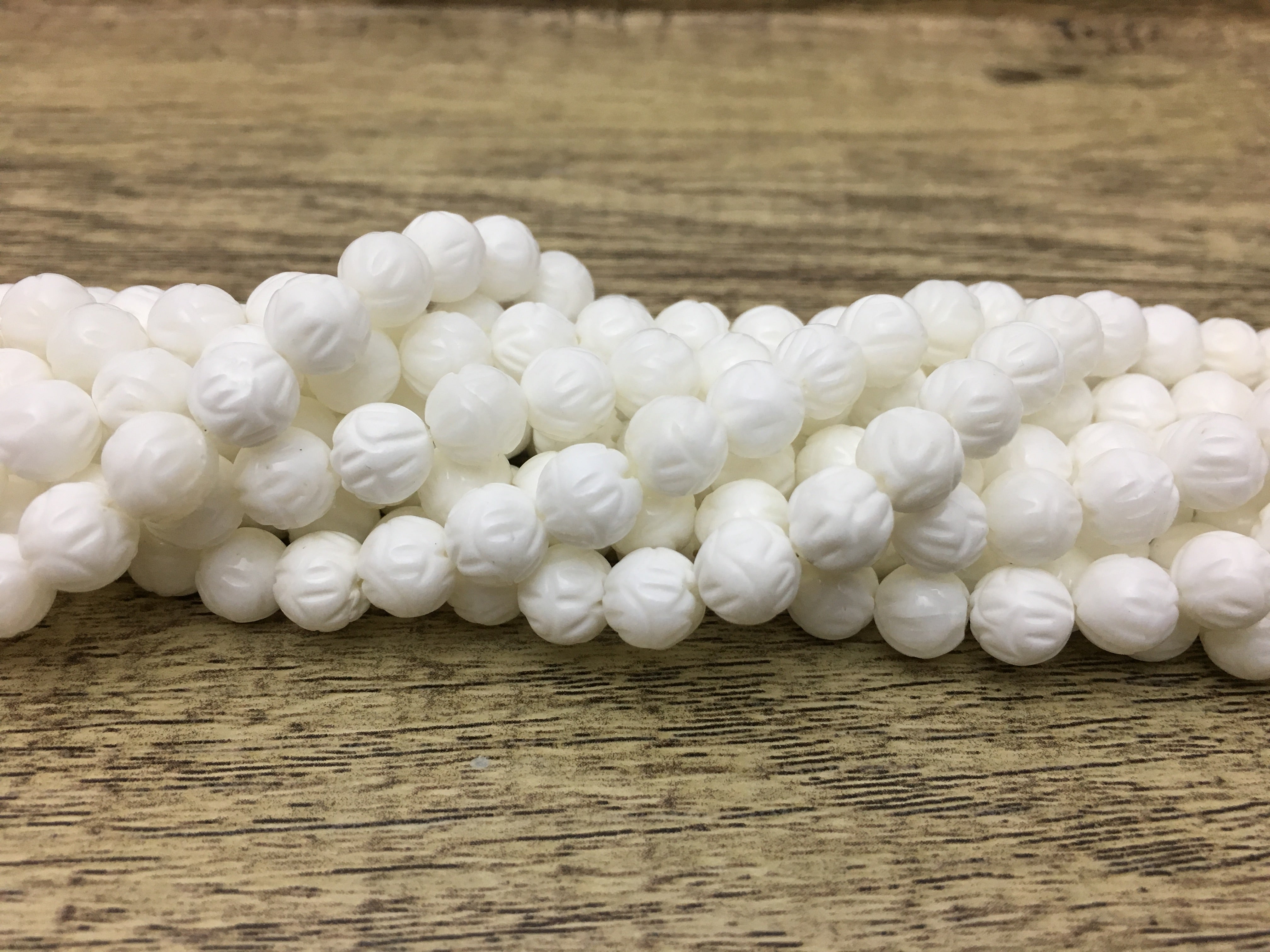 12mm White Carved Lotus Flower Tridacna Beads | Bellaire Wholesale