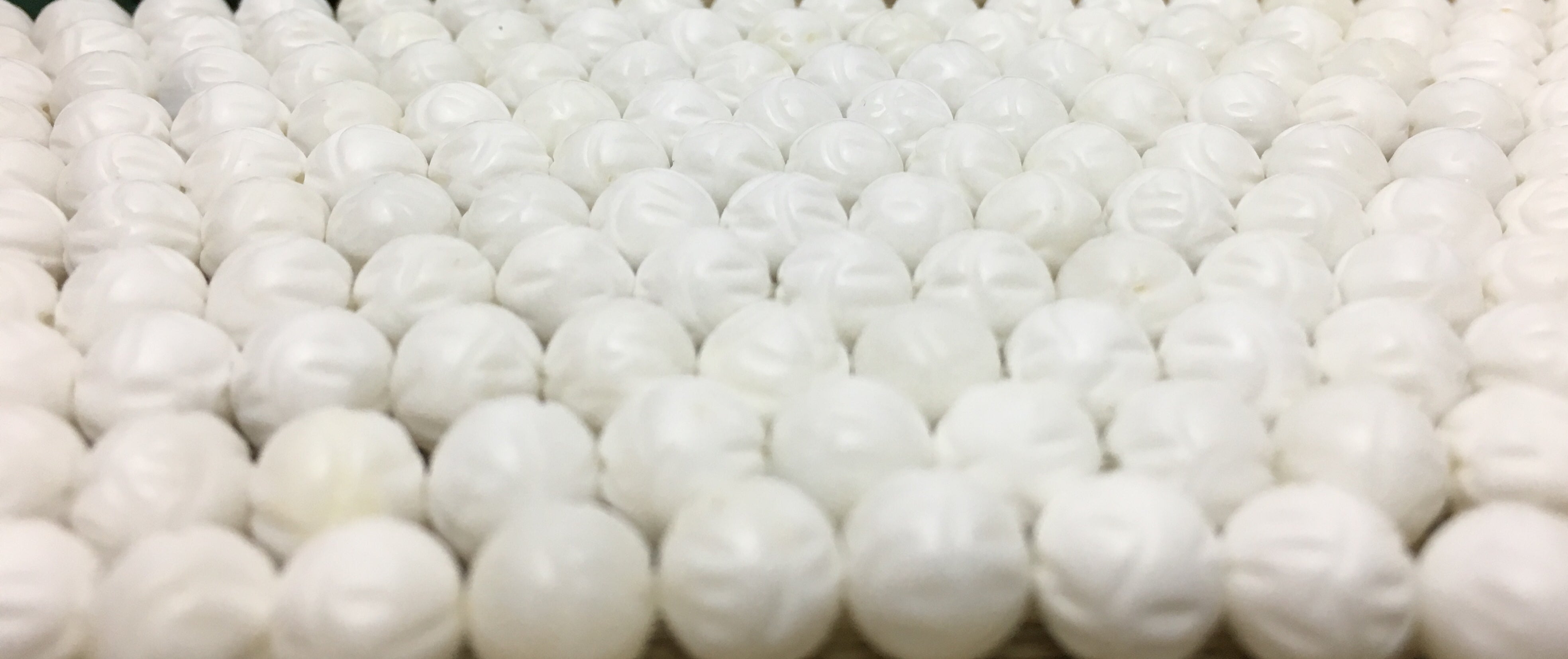 10mm White Carved Lotus Flower Tridacna Beads | Bellaire Wholesale