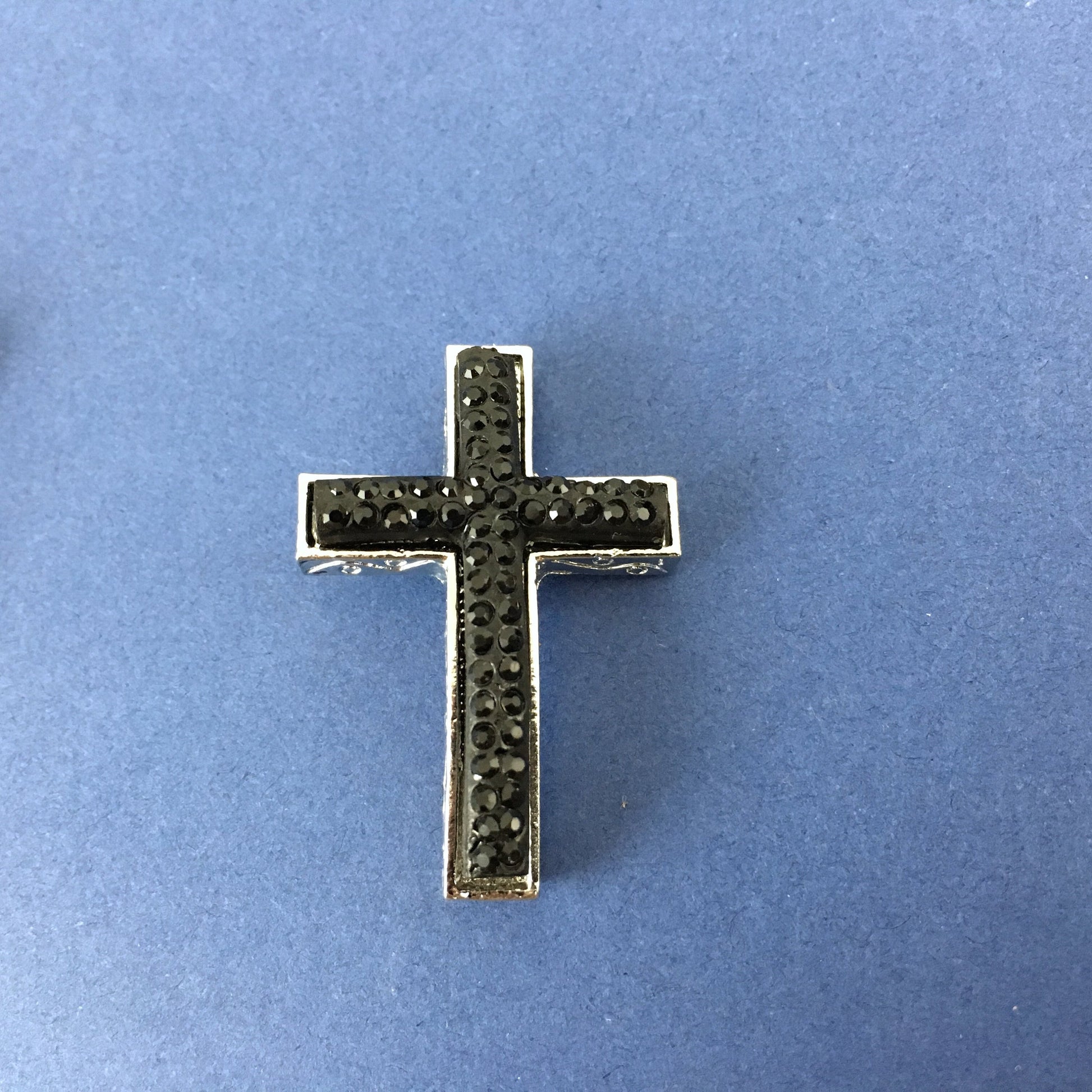 Alloy Connector, Black Cross Two Row Stone | Bellaire Wholesale