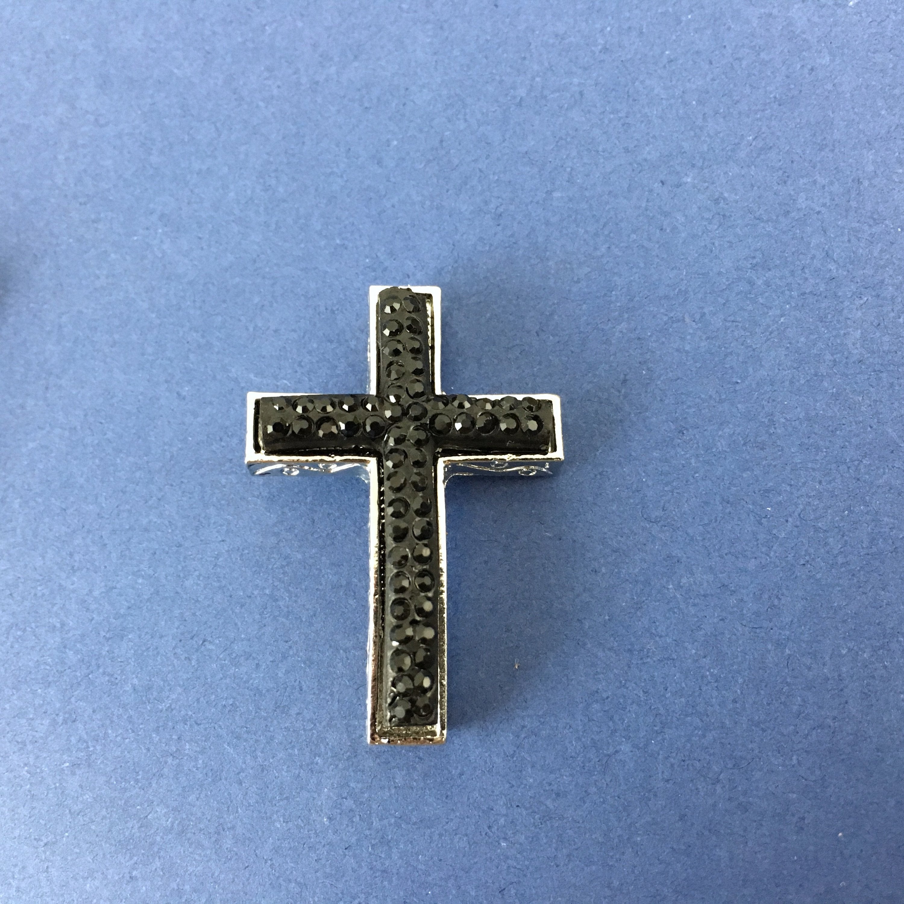 Alloy Connector, Black Cross Two Row Stone | Bellaire Wholesale