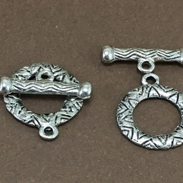 8 Sets of Tibetan Pattern Toggle | Bellaire Wholesale