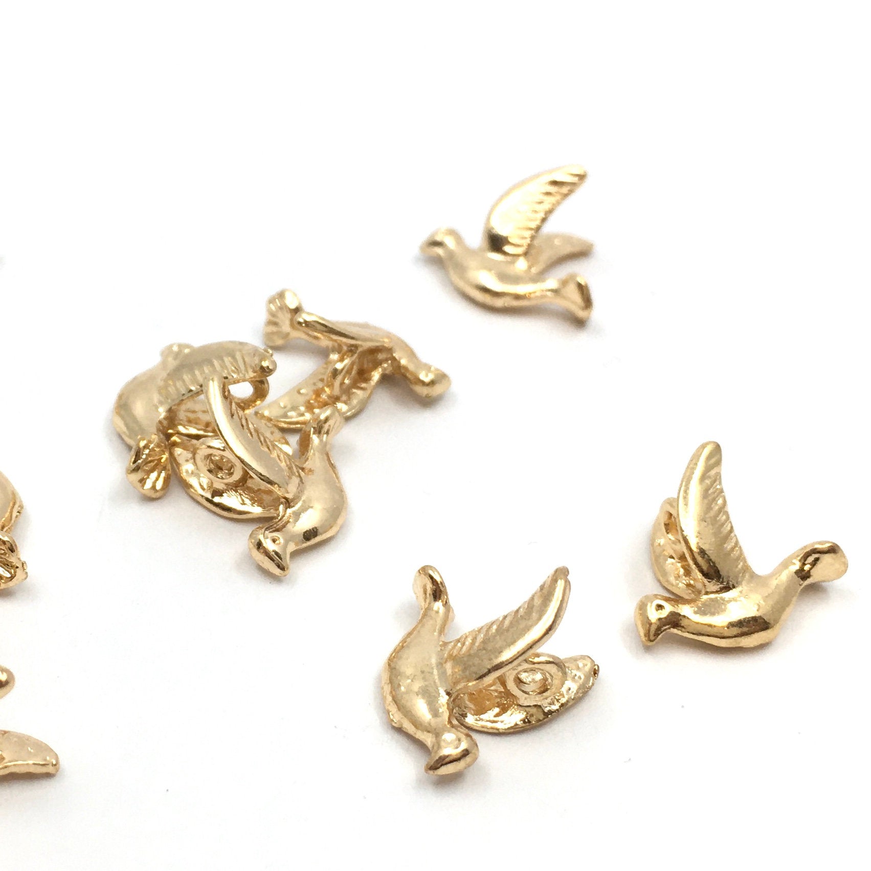 Alloy Light Gold Dove Bird Charm | Bellaire Wholesale