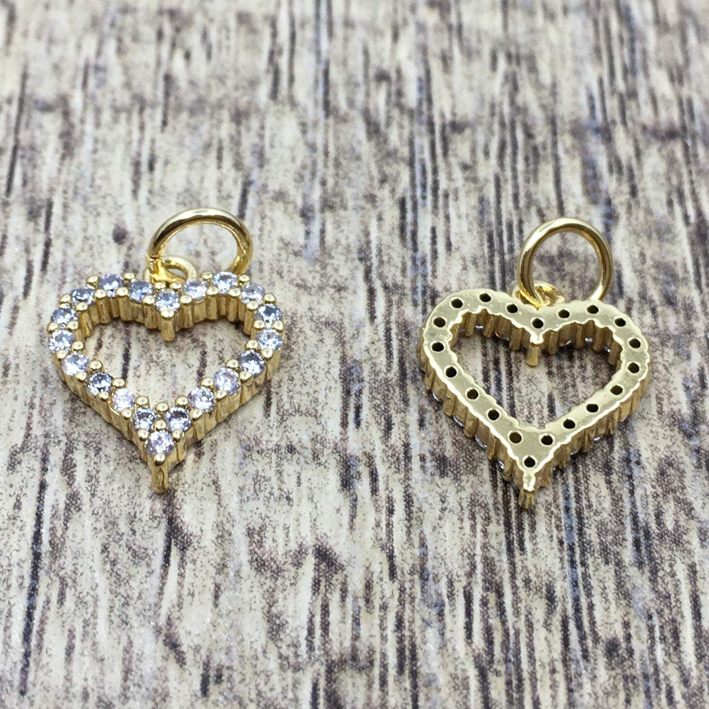18K Gold Plated Sharp Heart Charm | Bellaire Wholesale